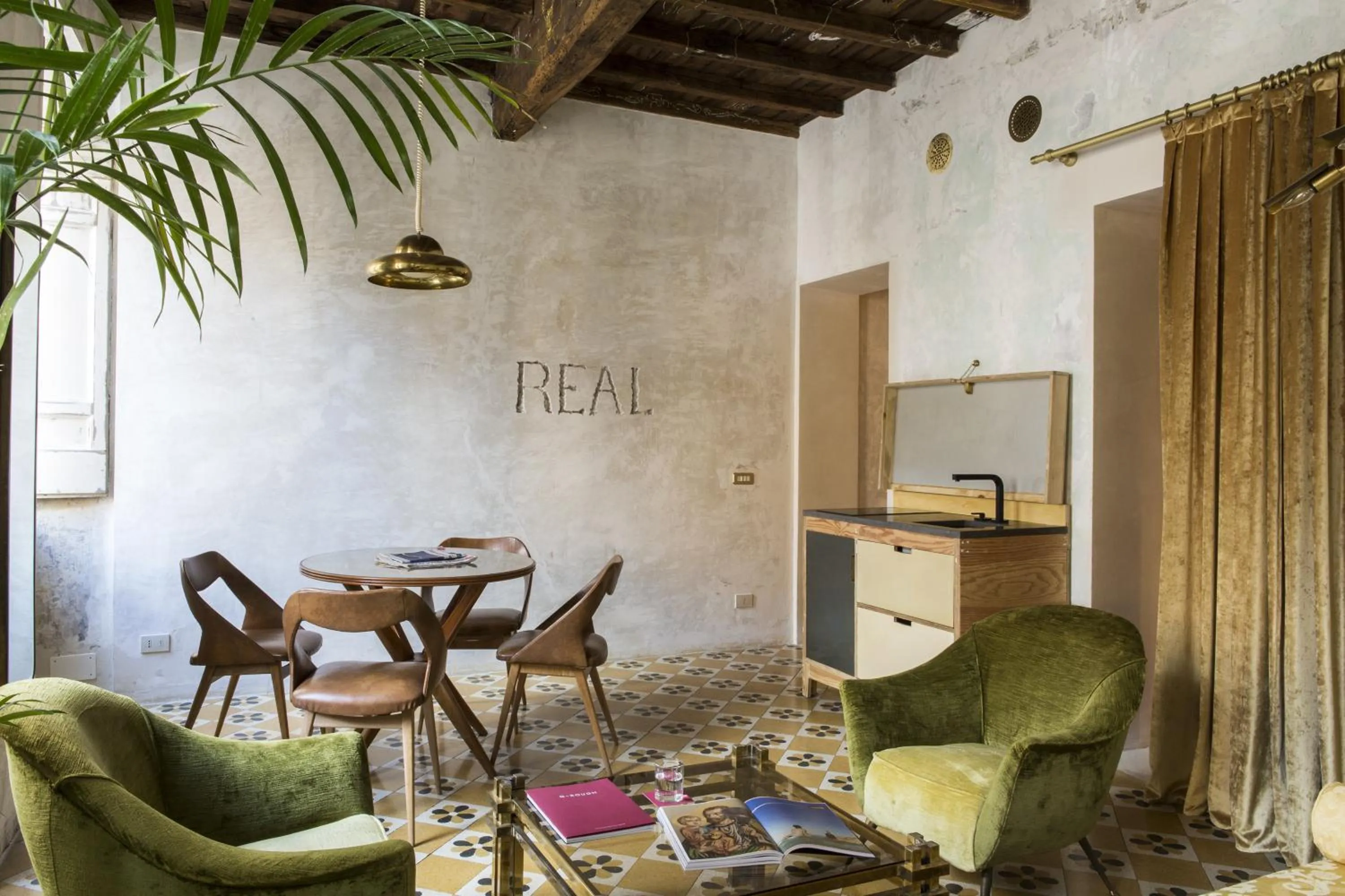 Kitchen or kitchenette in G-Rough, Rome, a Member of Design Hotels