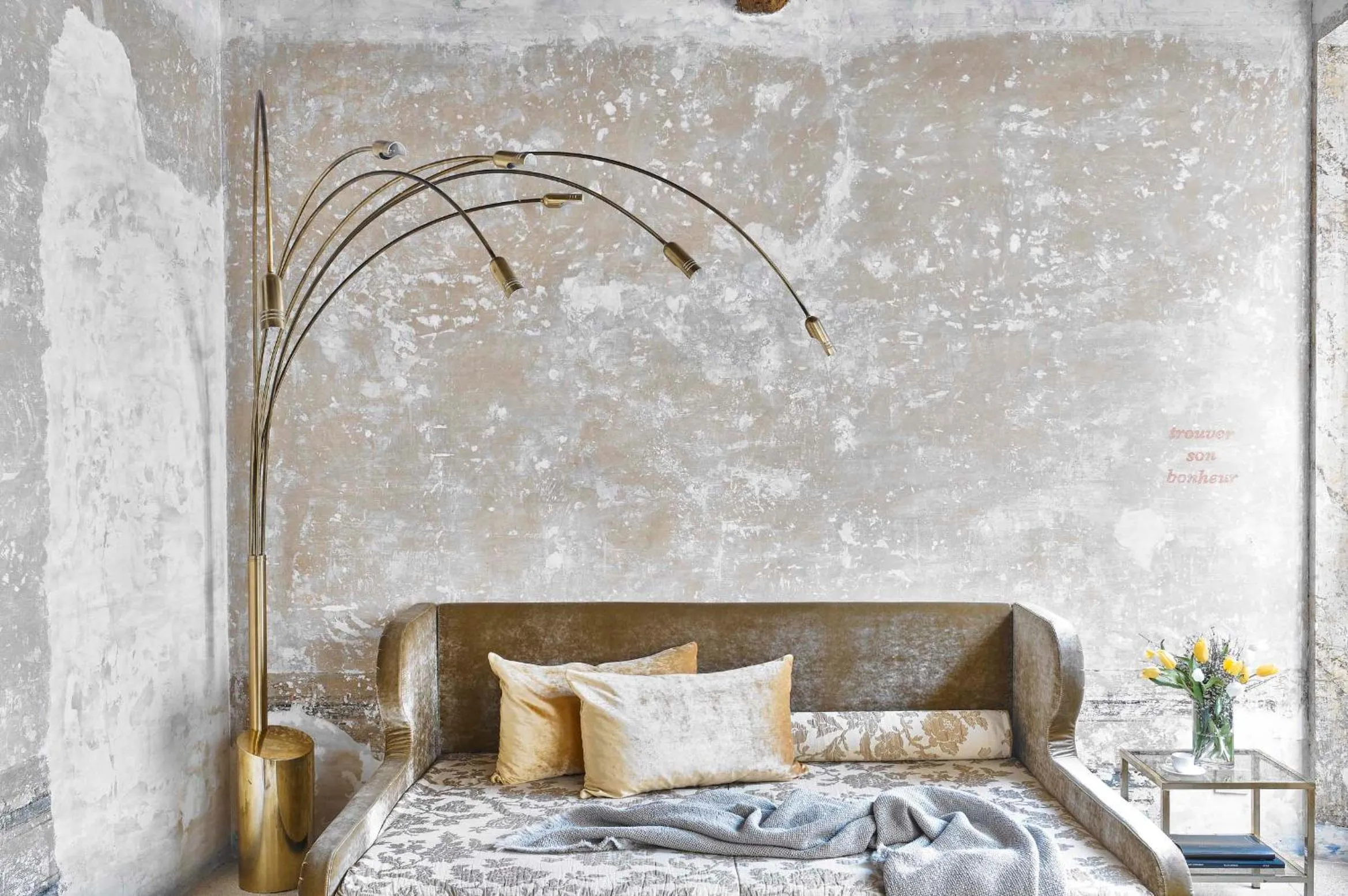 Living room, Bed in G-Rough, Rome, a Member of Design Hotels