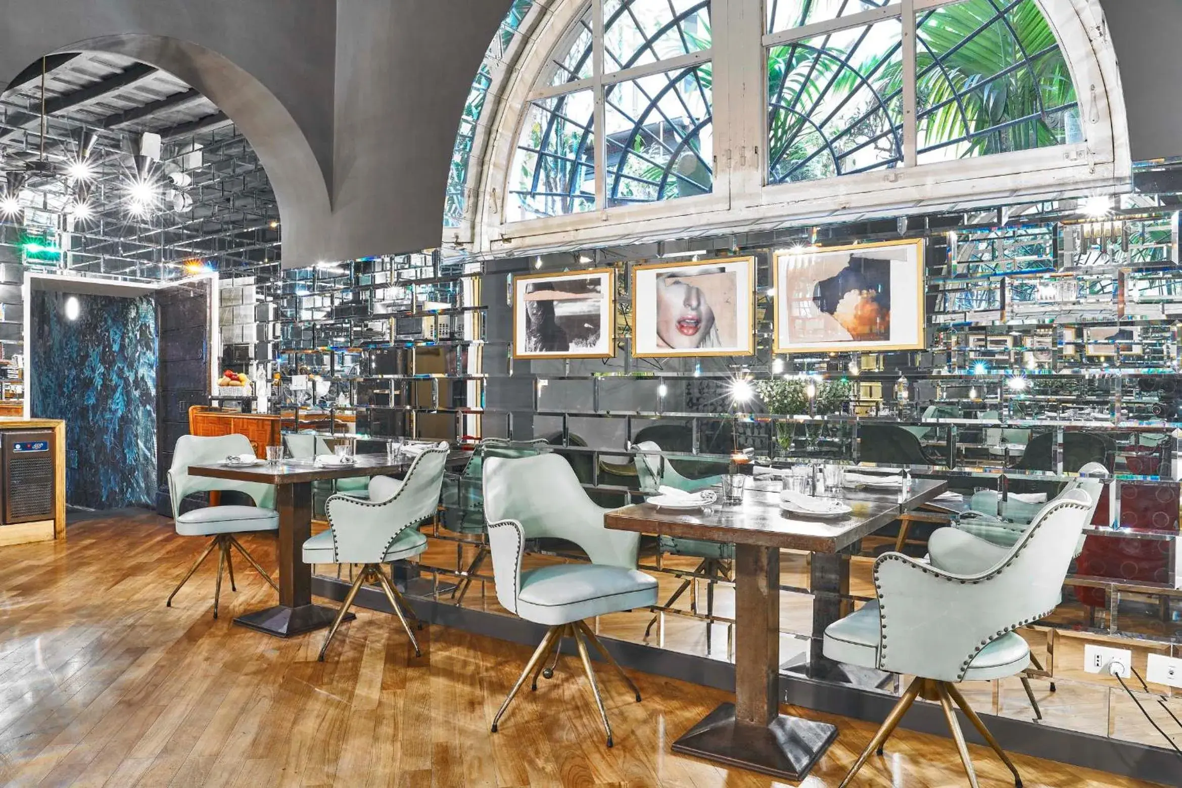 Lounge or bar in G-Rough, Rome, a Member of Design Hotels Lounge or bar in G-Rough, Rome, a Member of Design Hotels