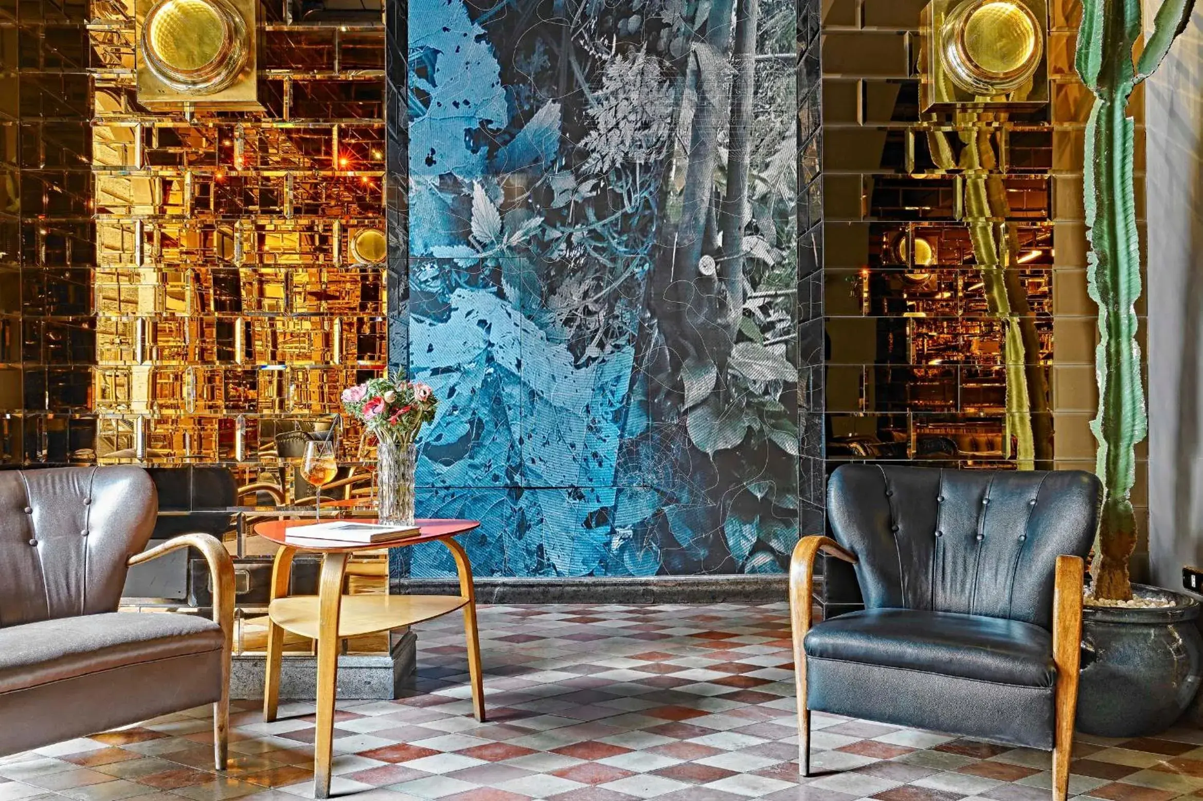 Lounge or bar in G-Rough, Rome, a Member of Design Hotels Lounge or bar in G-Rough, Rome, a Member of Design Hotels