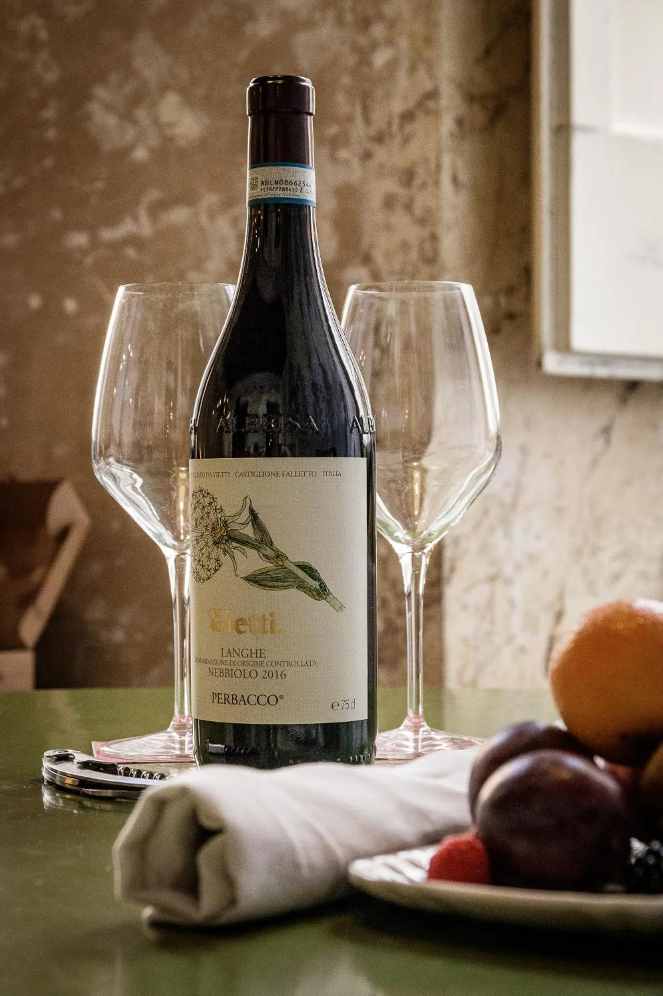 Food and drinks in G-Rough, Rome, a Member of Design Hotels