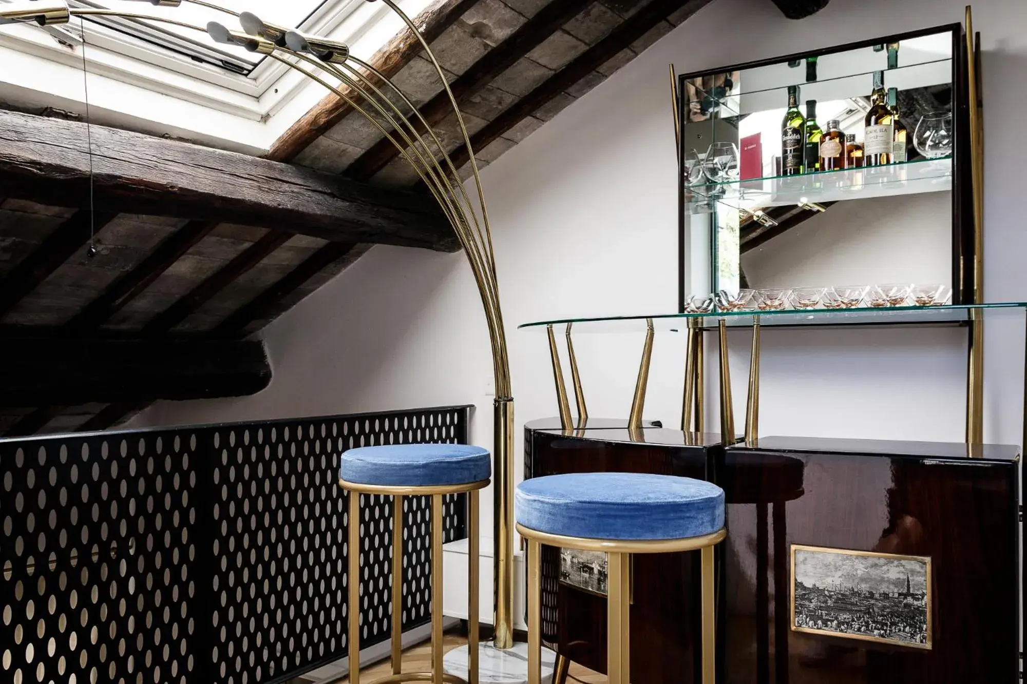 Lounge or bar in G-Rough, Rome, a Member of Design Hotels Lounge or bar in G-Rough, Rome, a Member of Design Hotels