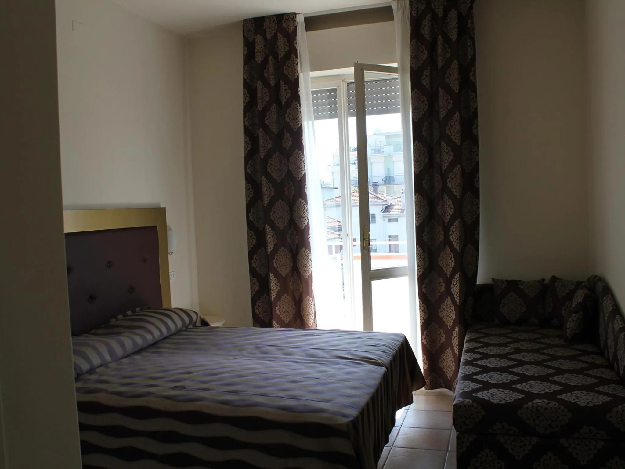 Day, Bed in Hotel Marina