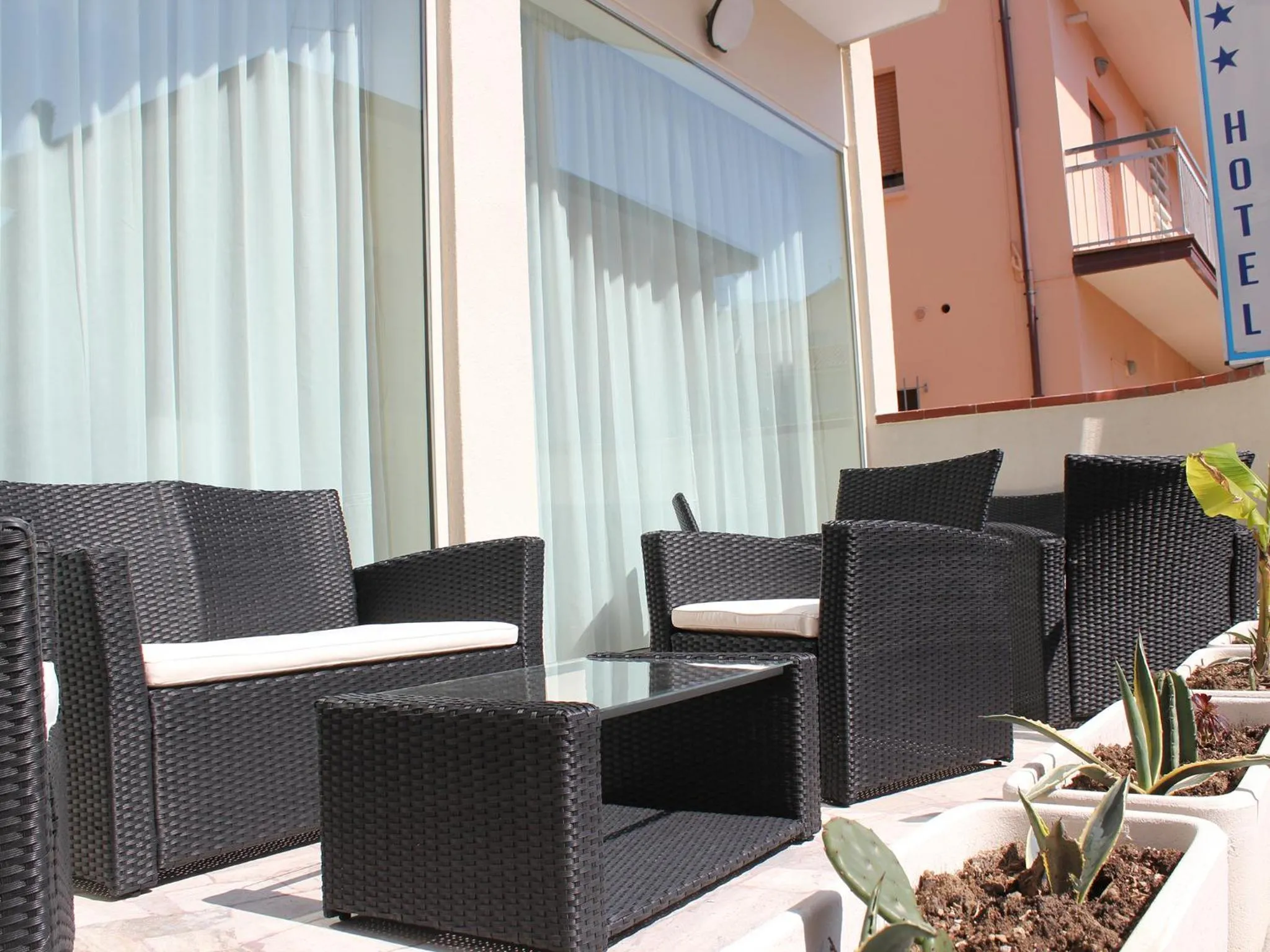 Patio in Hotel Marina
