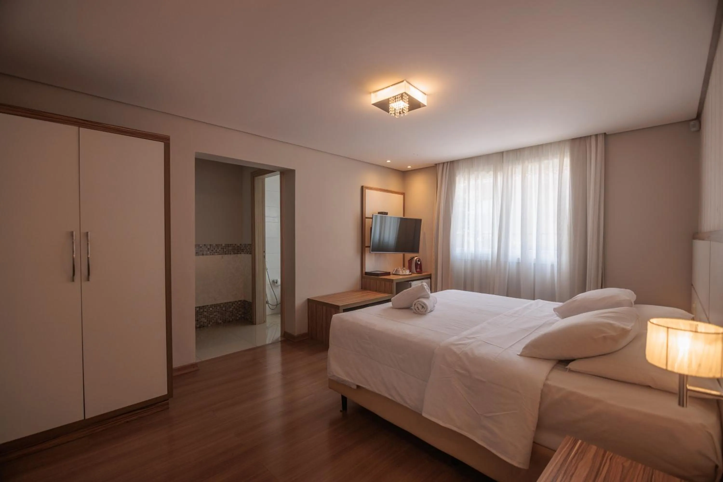 Photo of the whole room, Bed in Pousada Naala Gramado