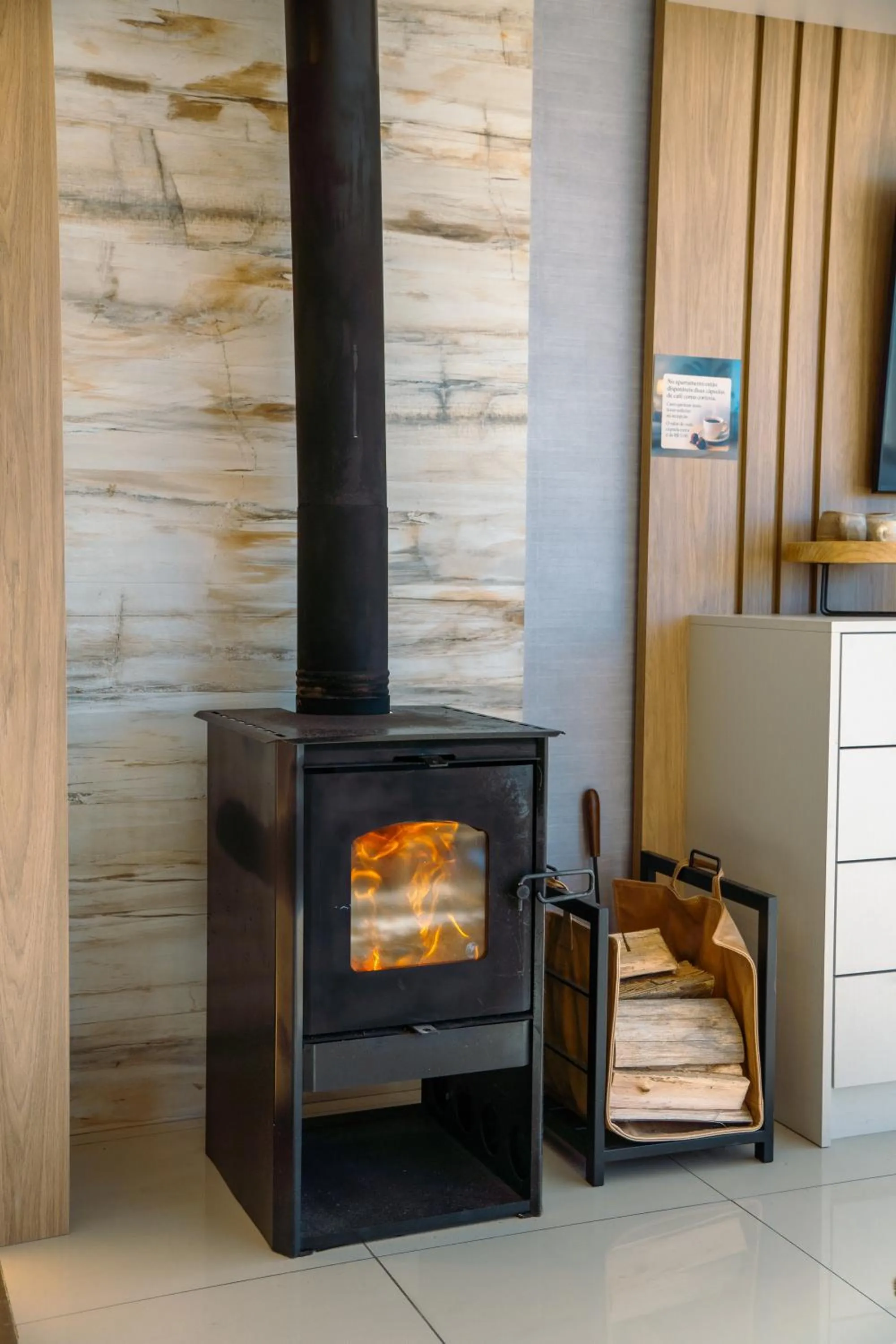 fireplace in Pousada Naala Gramado