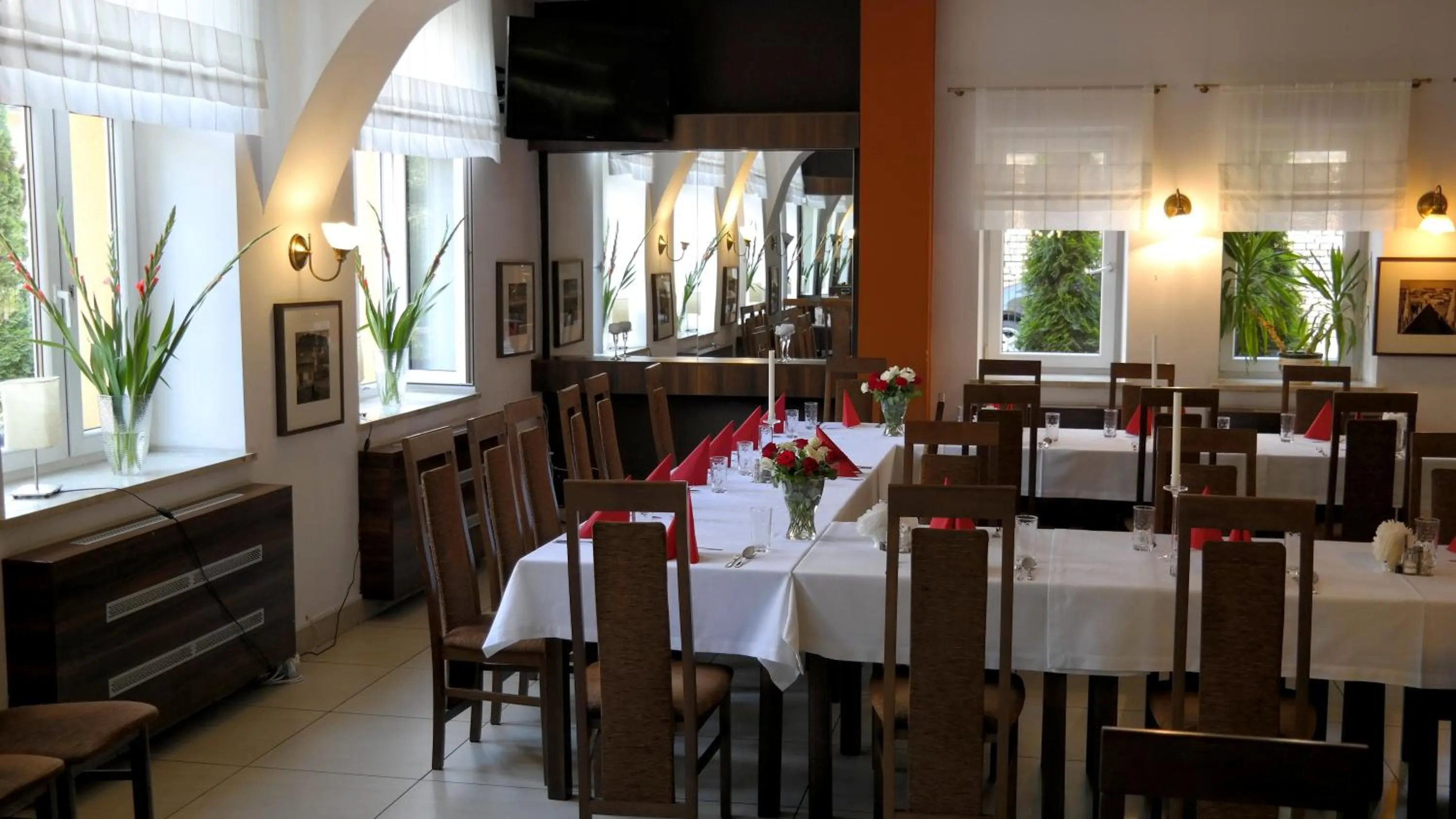 Restaurant/places to eat in Ośrodek SCSK Optima