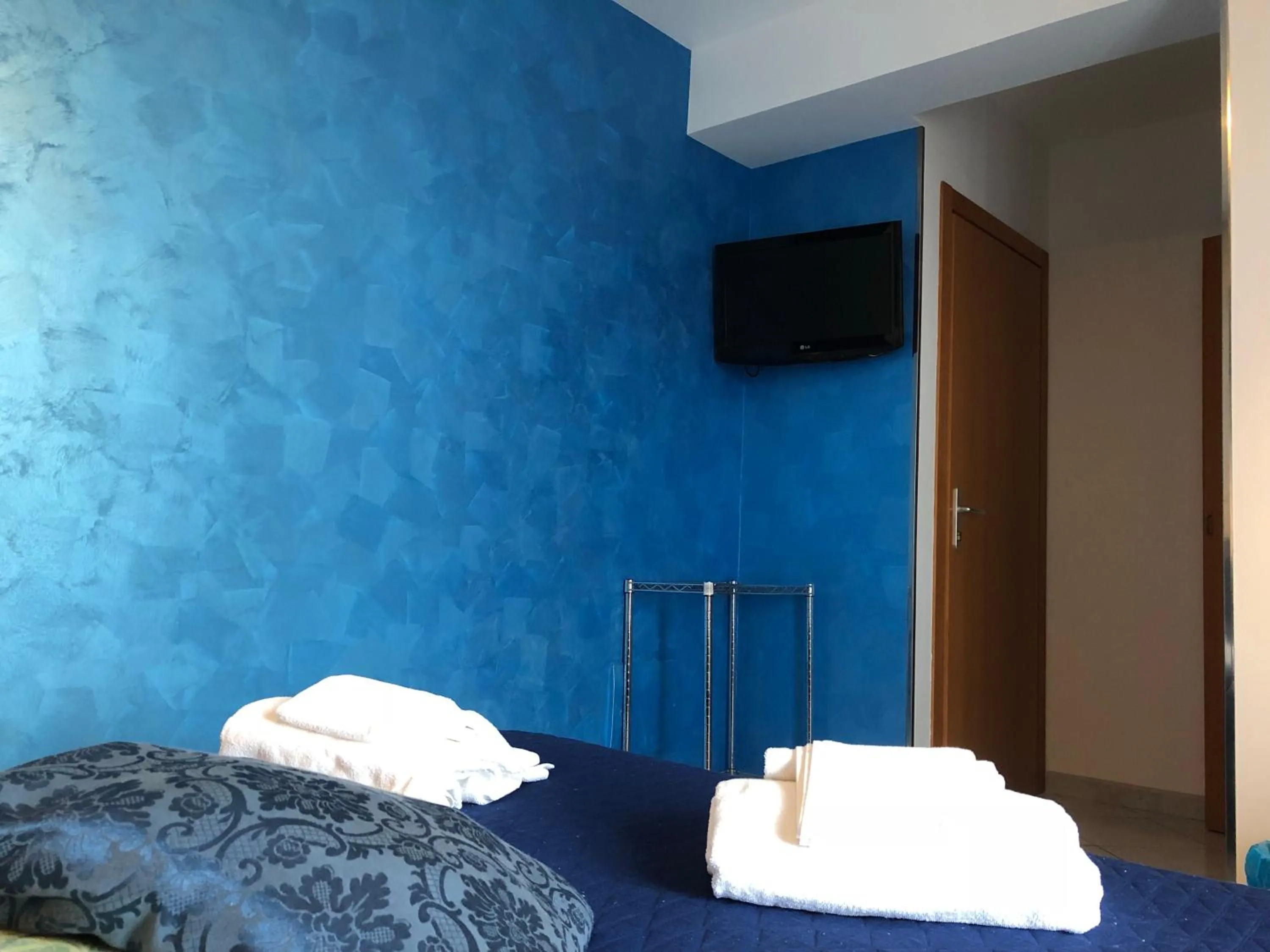 TV and multimedia, Bed in El Nur Bed & Breakfast