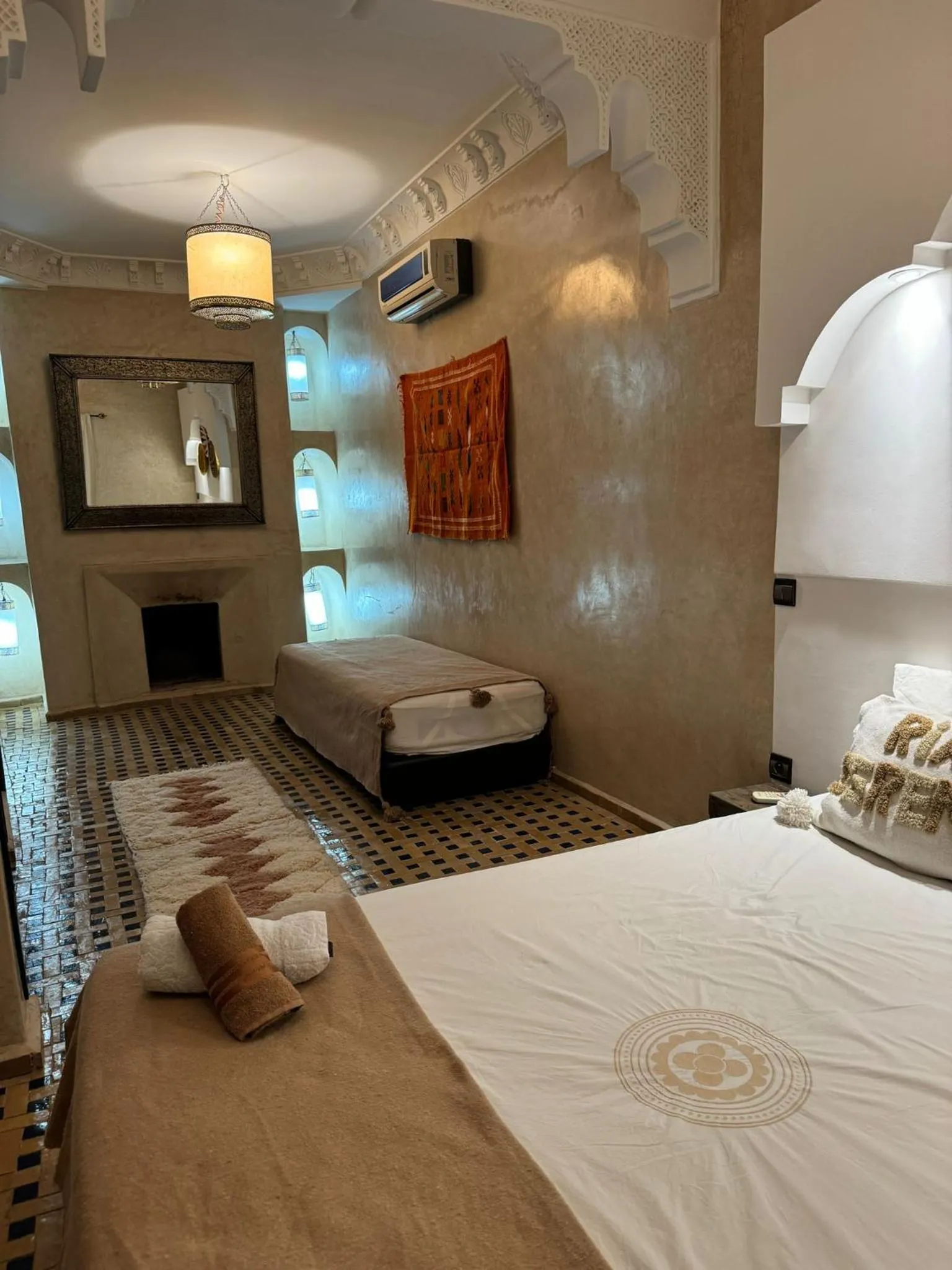 Bedroom, Bed in Riad dar serenity