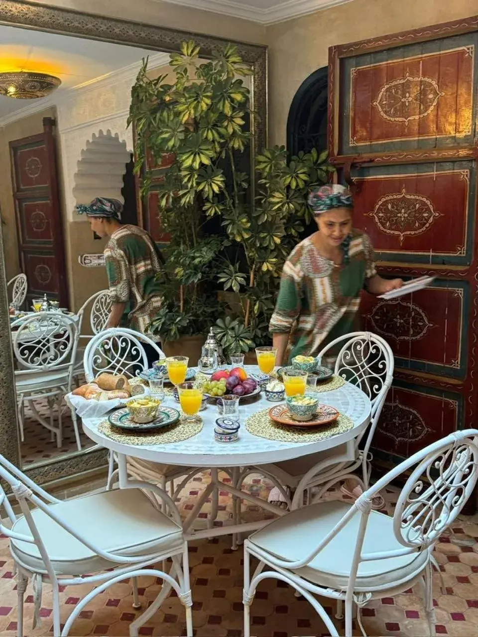 Restaurant/places to eat in Riad dar serenity Restaurant/places to eat in Riad dar serenity