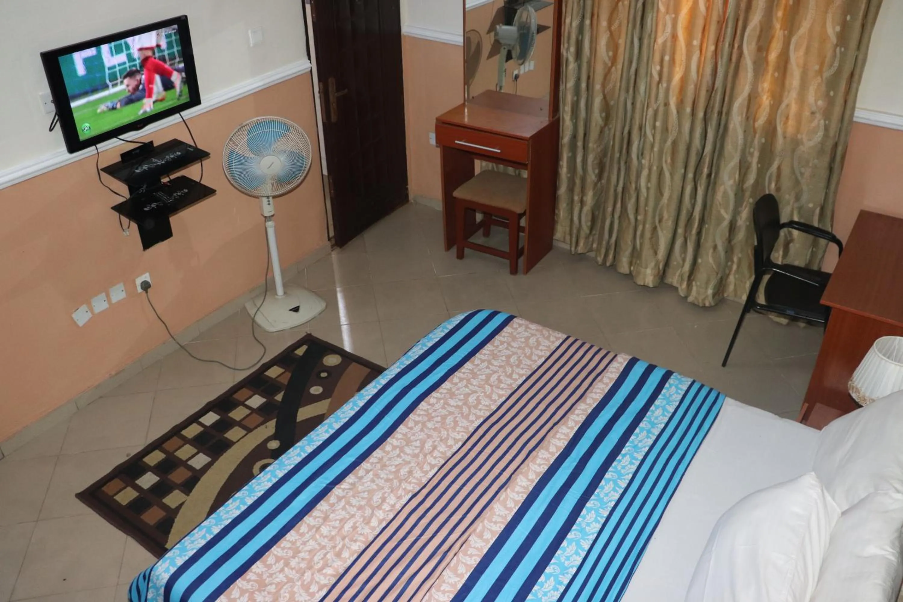 TV and multimedia, Bed in VTL Suites