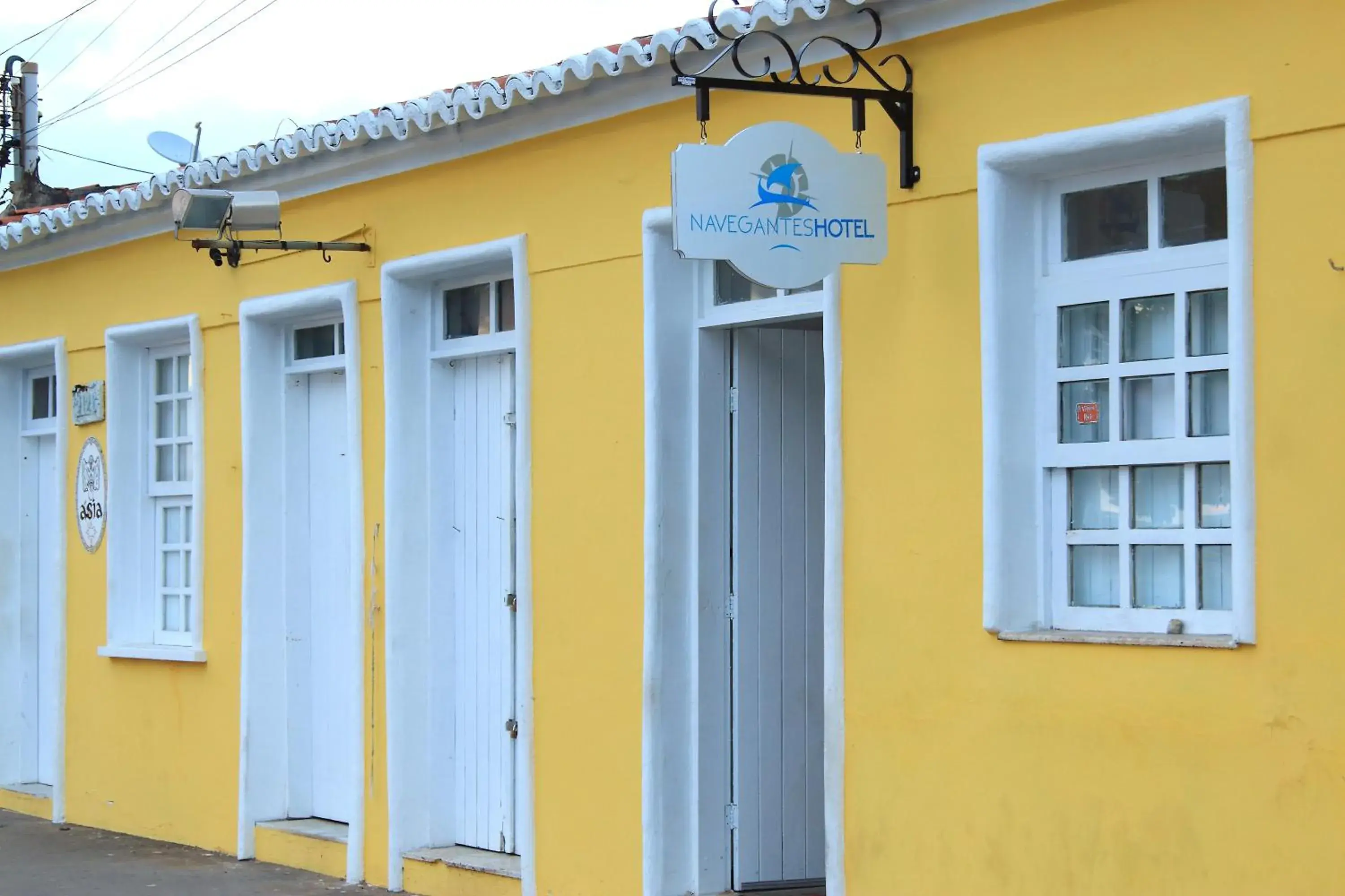 Facade/entrance in Navegantes Hotel Facade/entrance in Navegantes Hotel