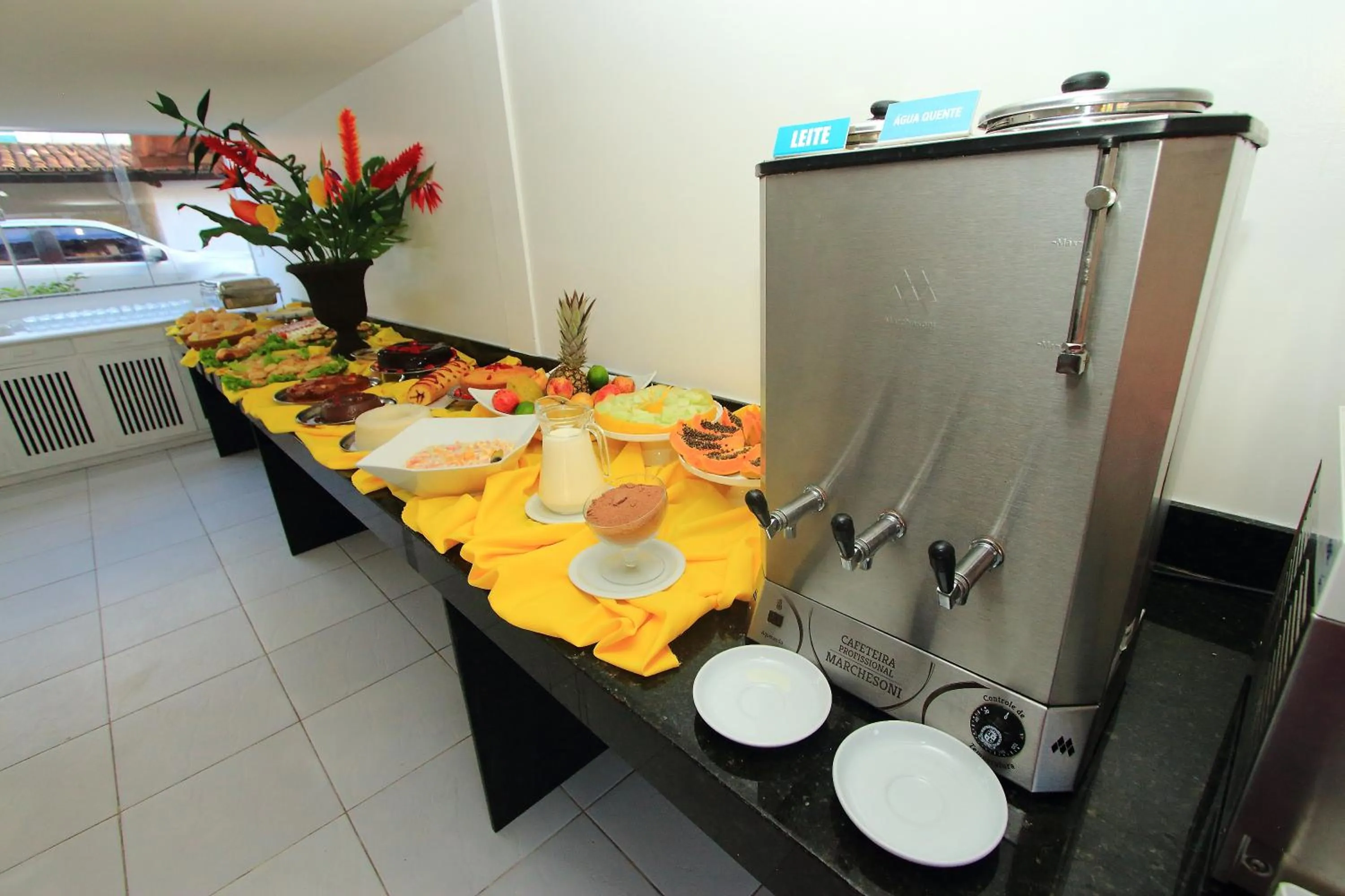 Buffet breakfast in Navegantes Hotel