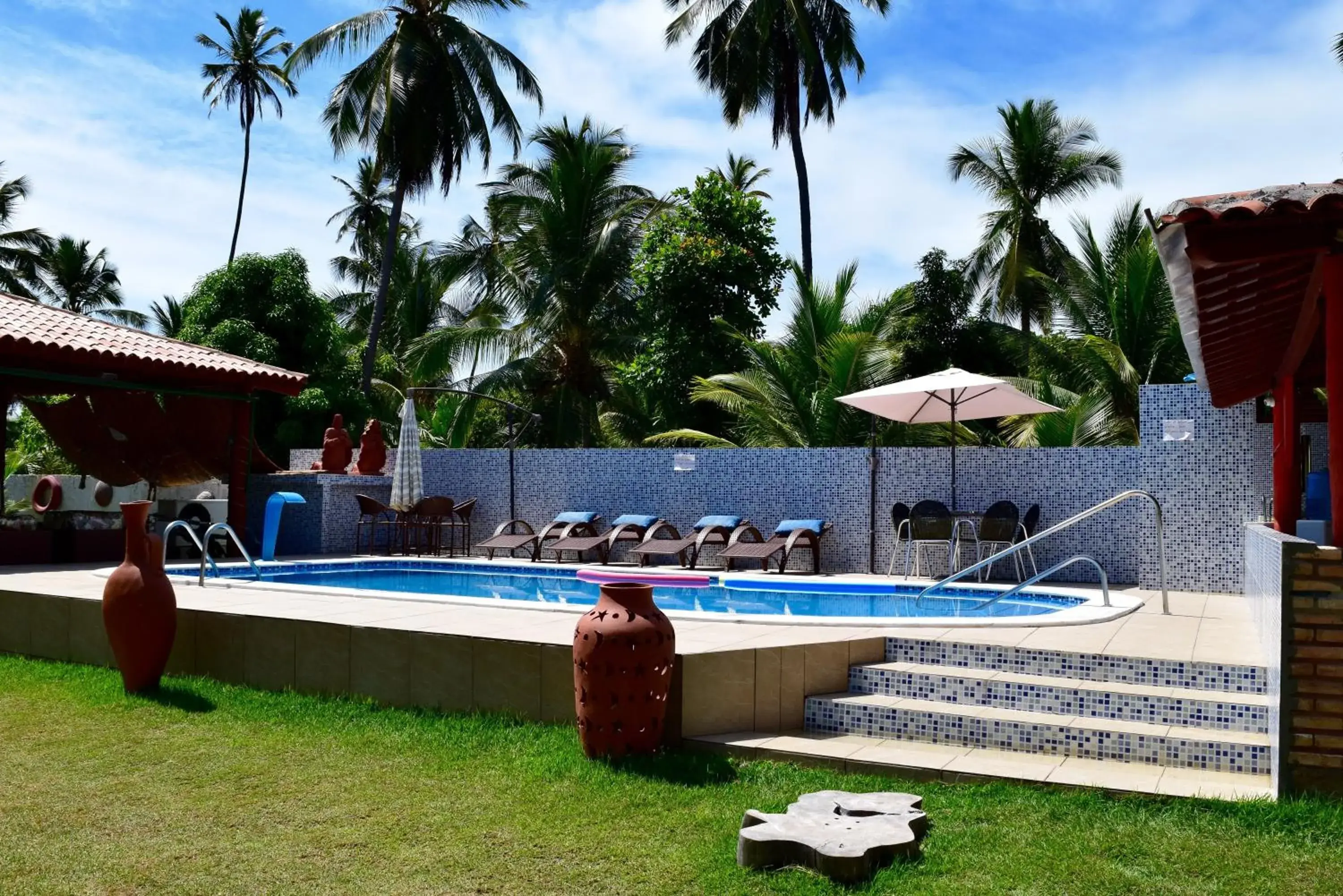 Swimming pool in Chalés de Peroba Swimming pool in Chalés de Peroba