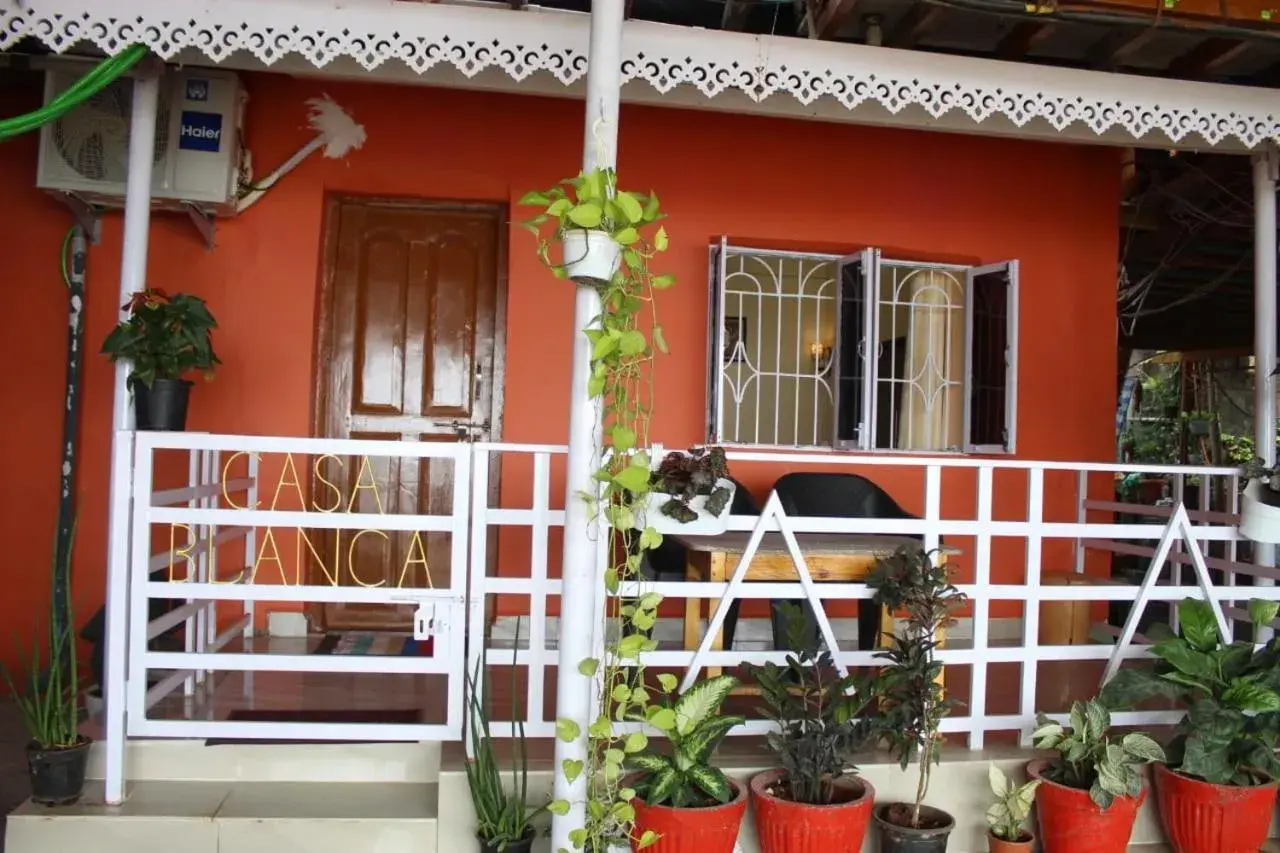 Lira Beach Place Lira Beach Place