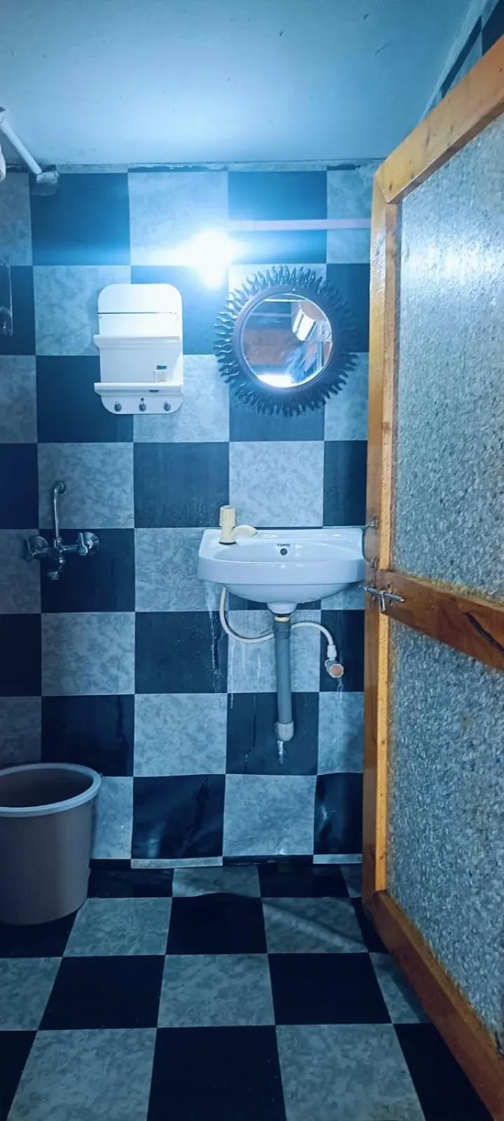 Bathroom in Lira Beach Place