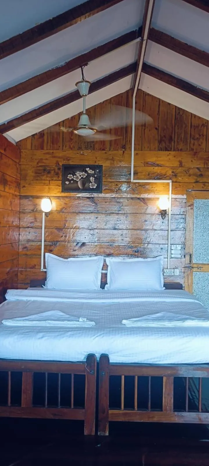 Bedroom in Lira Beach Place