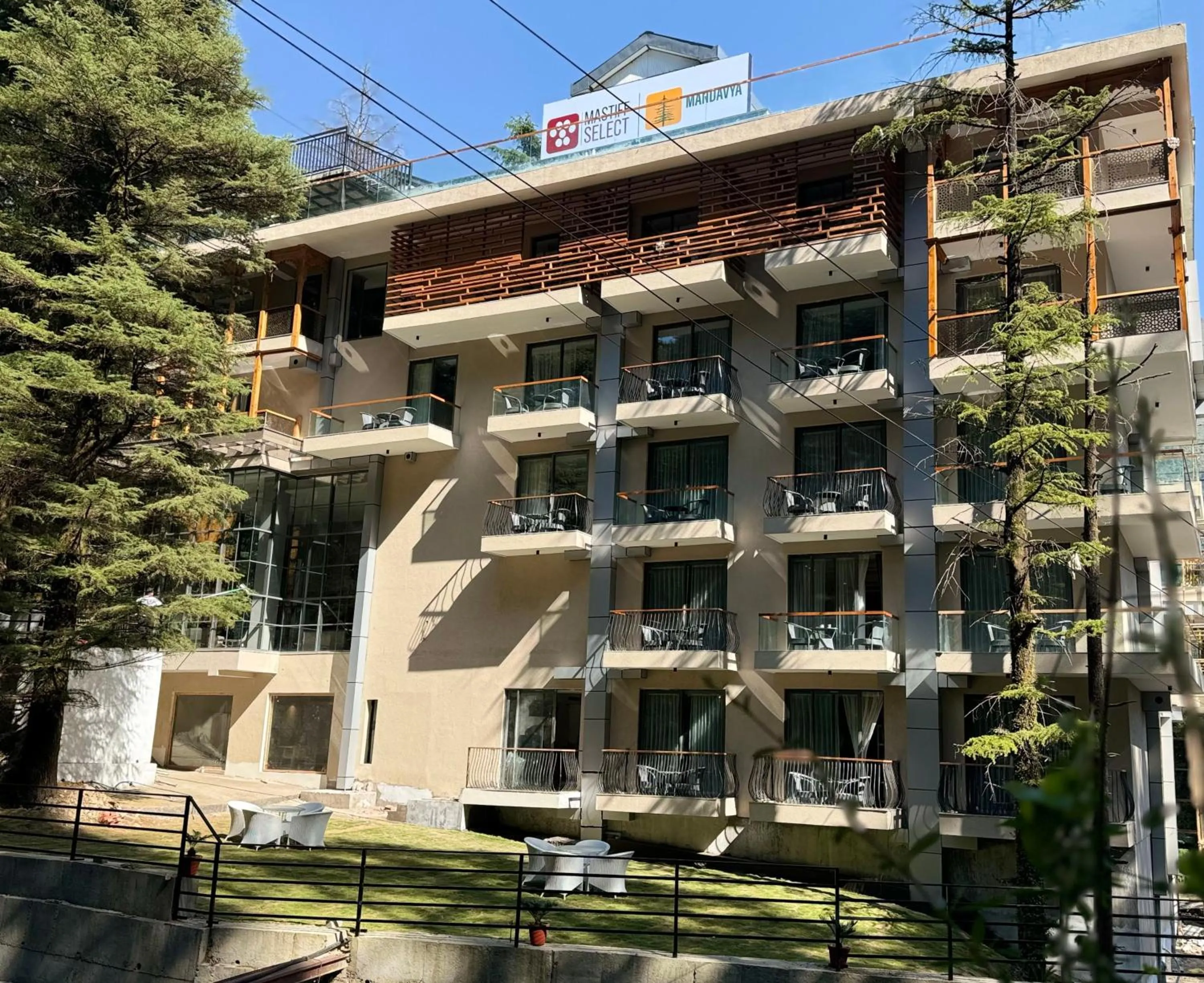 Property building in Mastiff Select Mandavya Dharamkot, McLeodganj