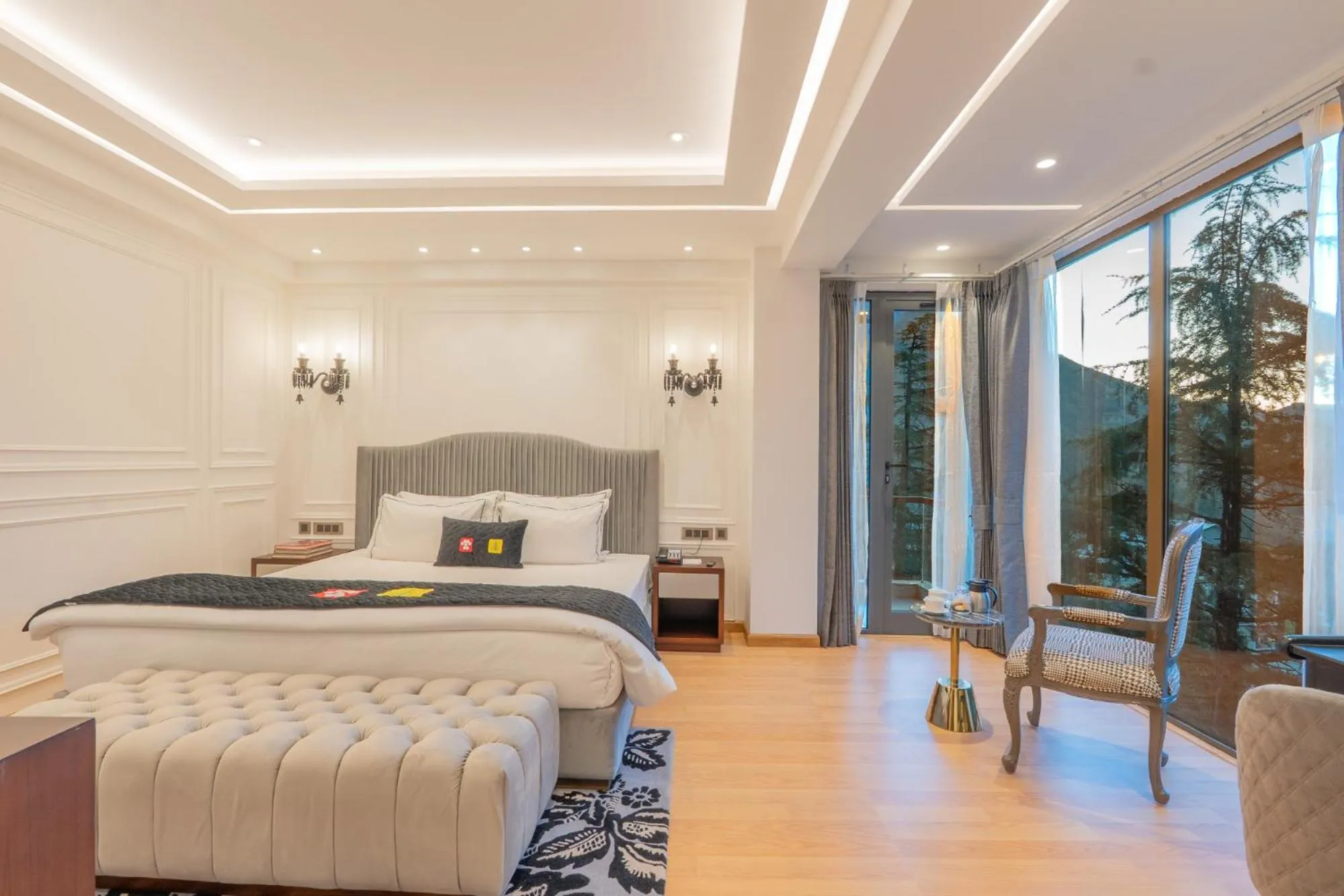 Suite in Mastiff Select Mandavya Dharamkot, McLeodganj