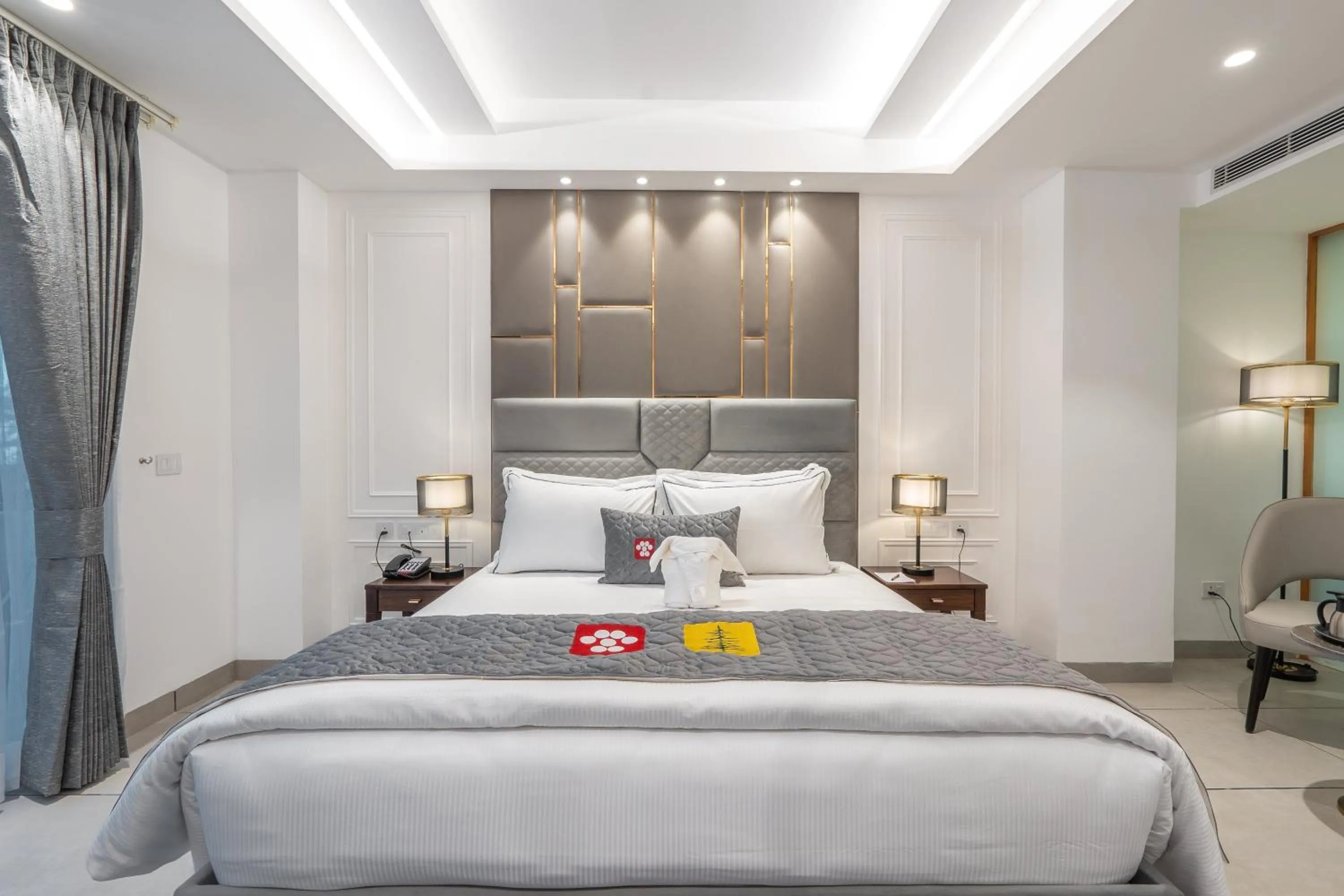 Bed in Mastiff Select Mandavya Dharamkot, McLeodganj