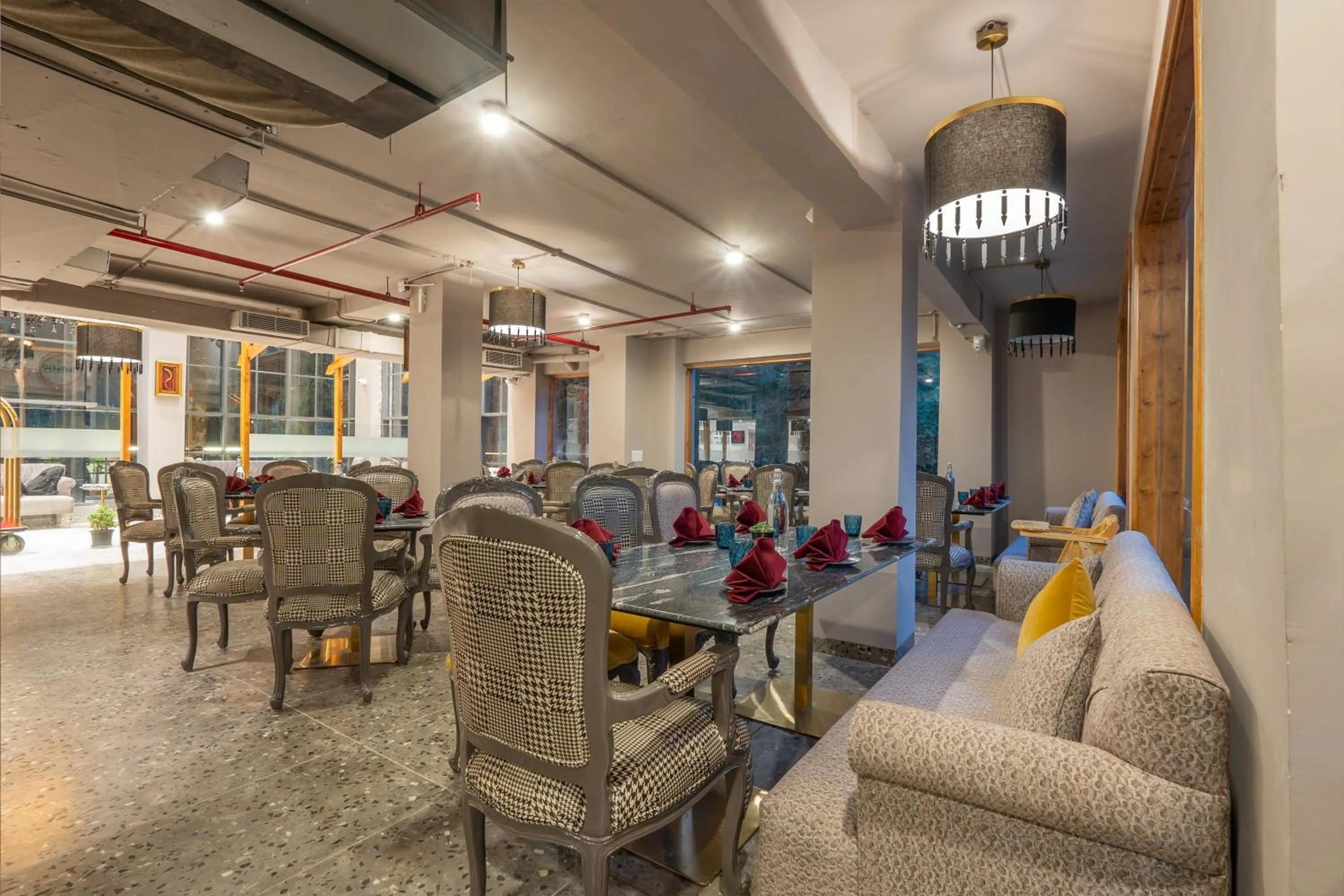 Restaurant/places to eat in Mastiff Select Mandavya Dharamkot, McLeodganj