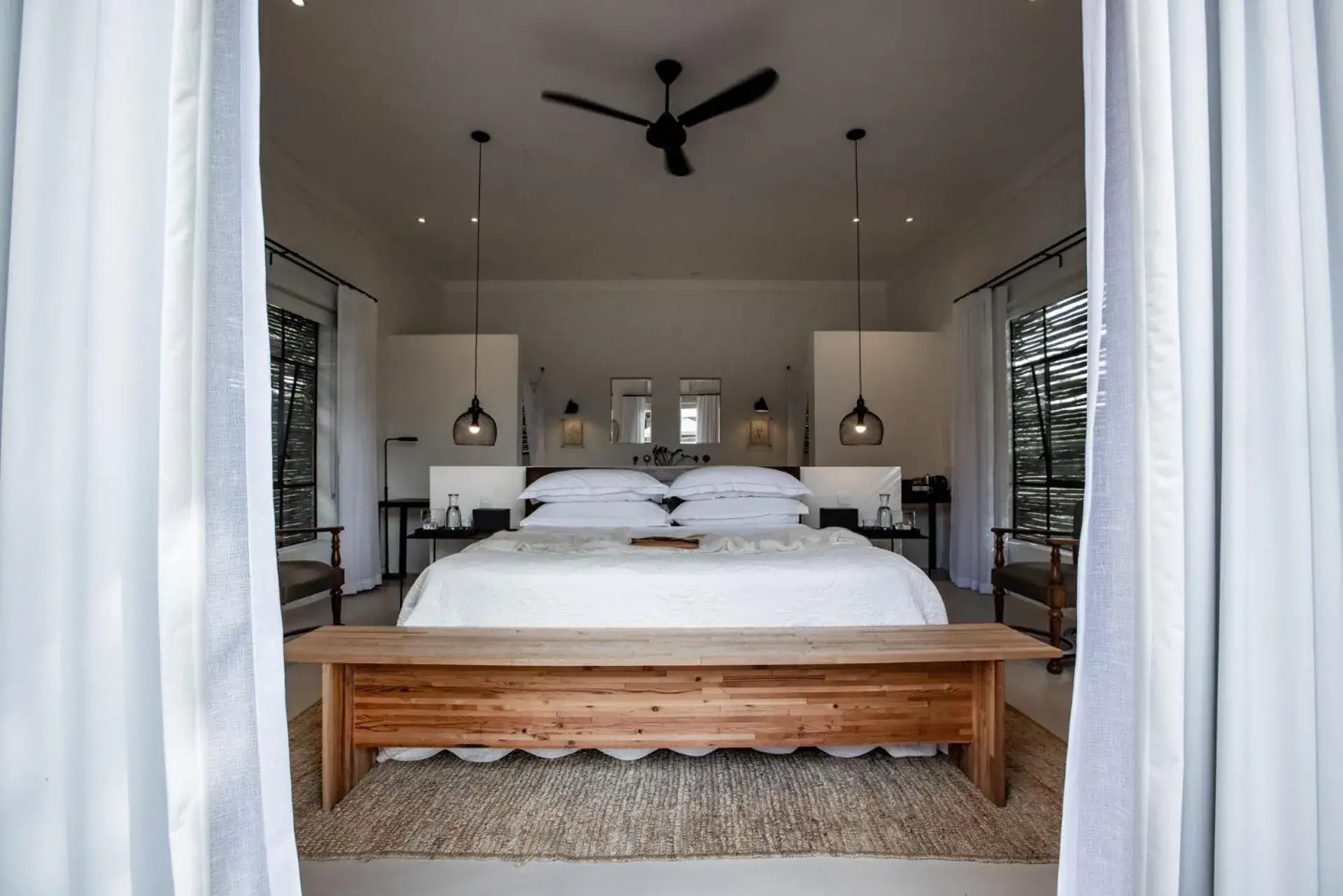 Room 7 in Torburnlea Homestead Luxury Accommodation Room 7 in Torburnlea Homestead Luxury Accommodation