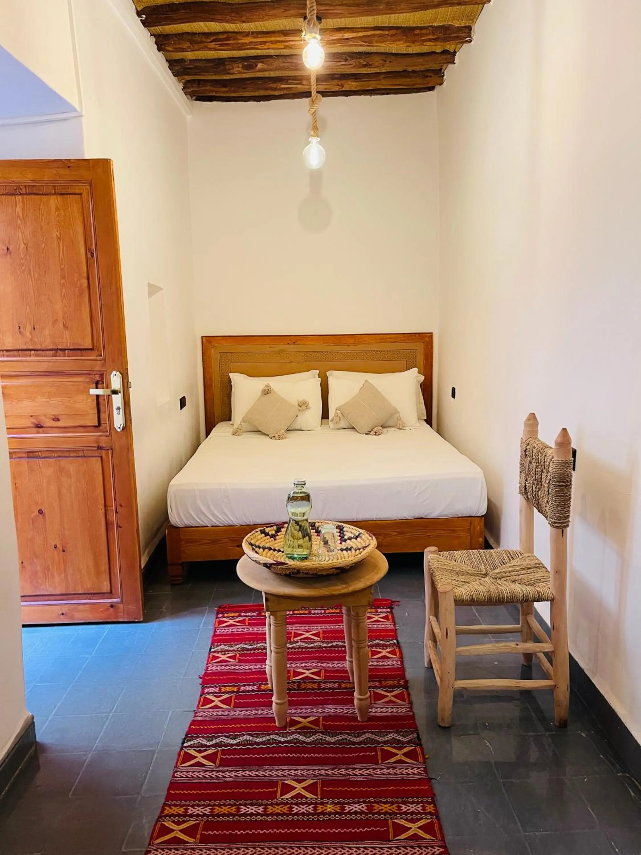 Bed in Riad La Calèche