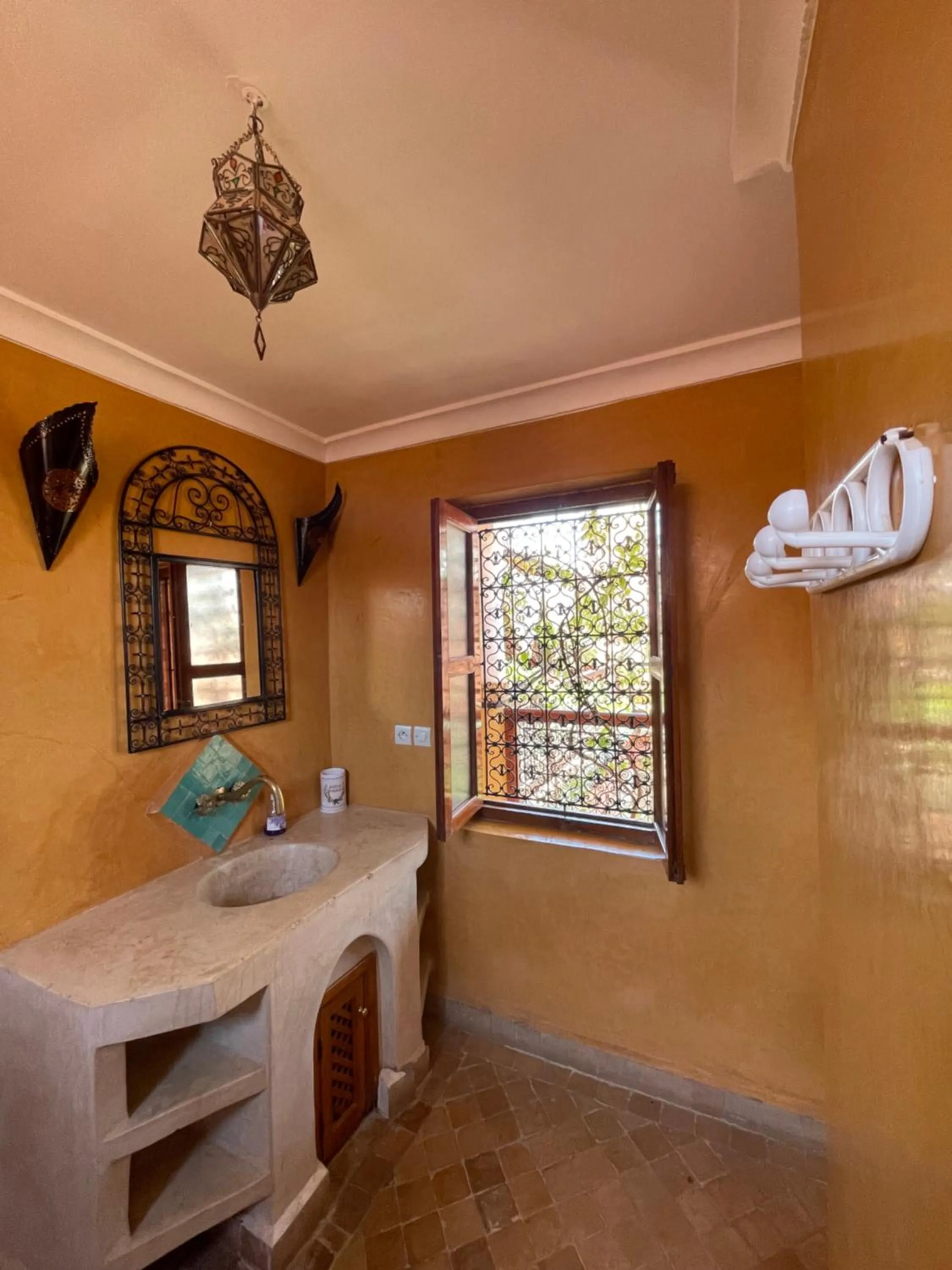 Bathroom in Riad La Calèche