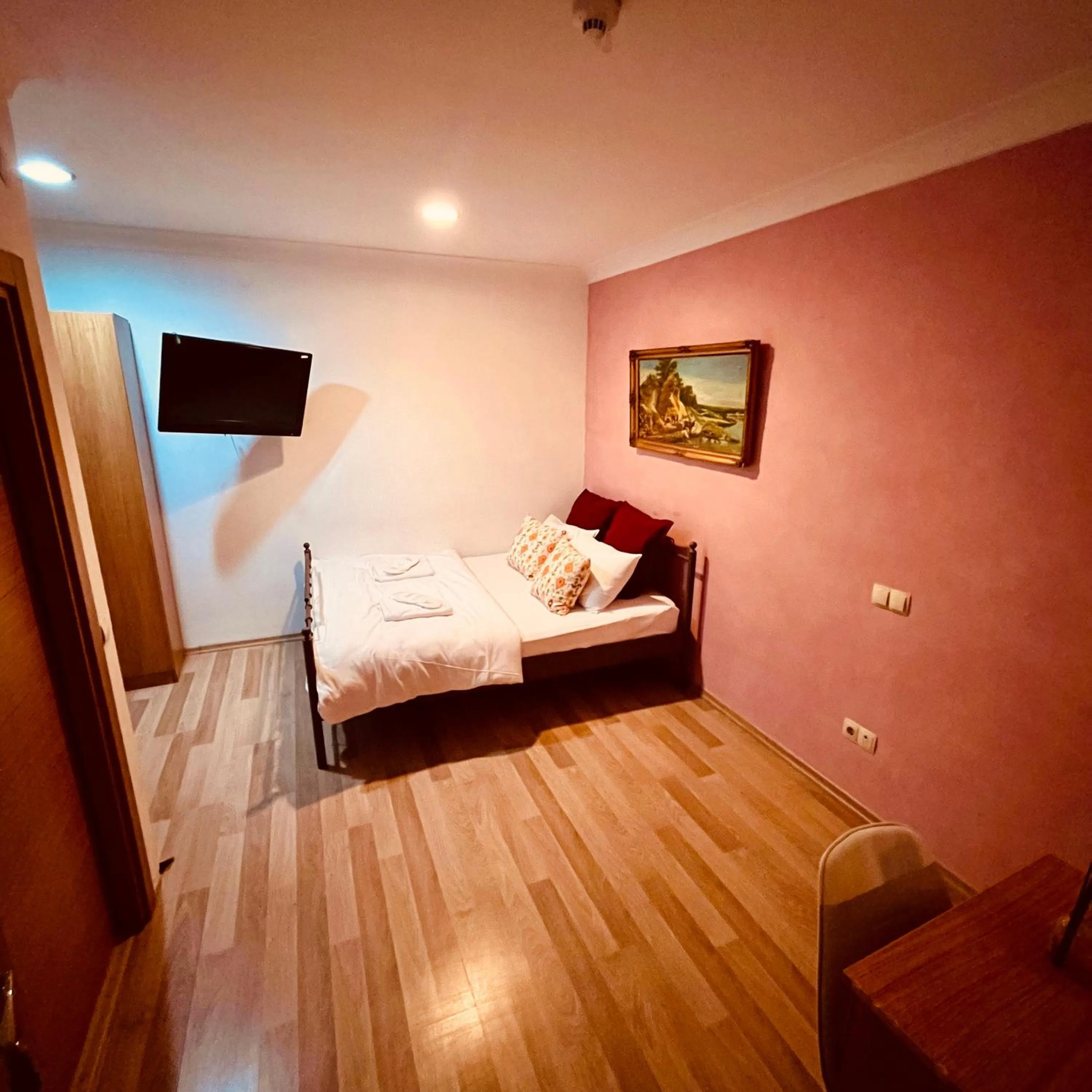 Photo of the whole room, Bed in By Sukru Hotel