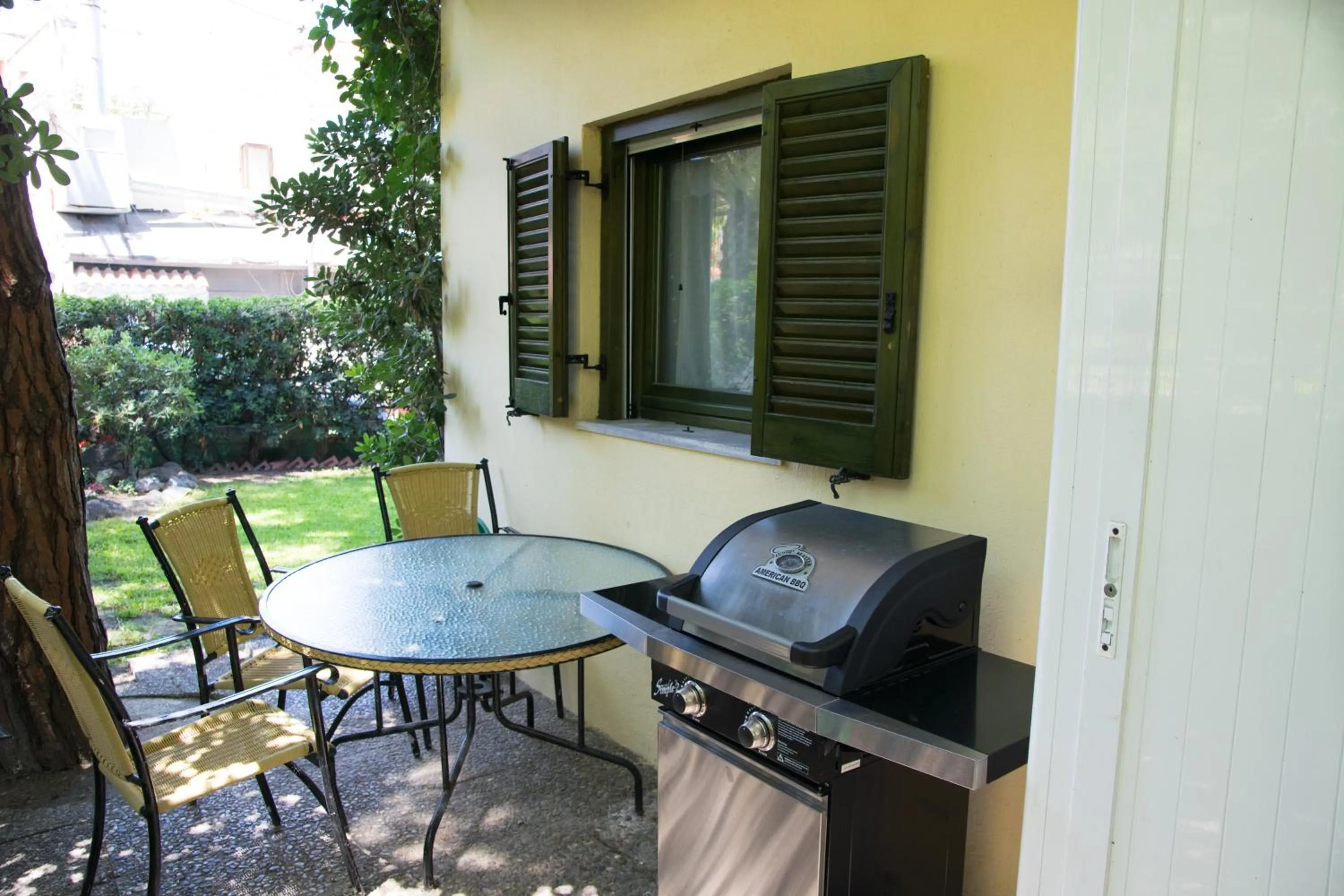 BBQ facilities in Villa Sofias