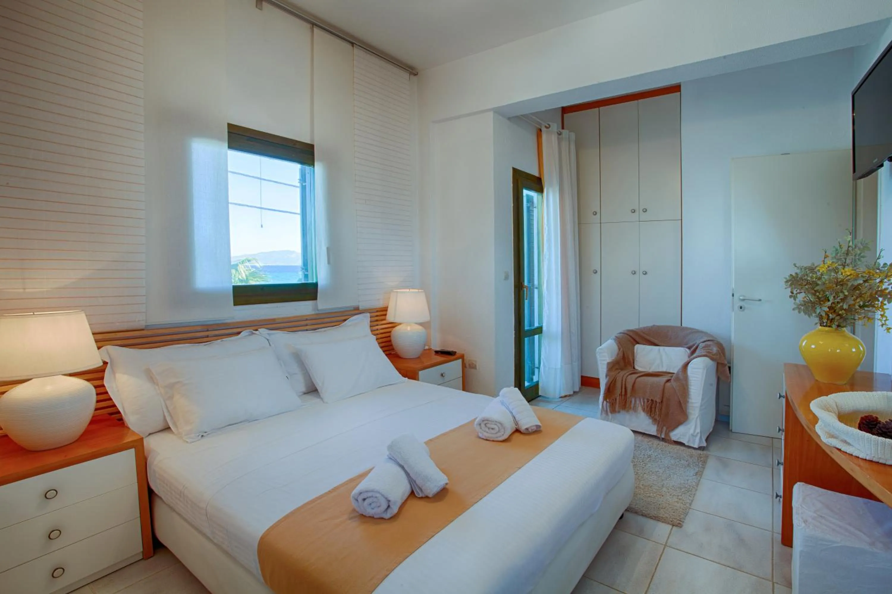 TV and multimedia, Bed in Villa Sofias