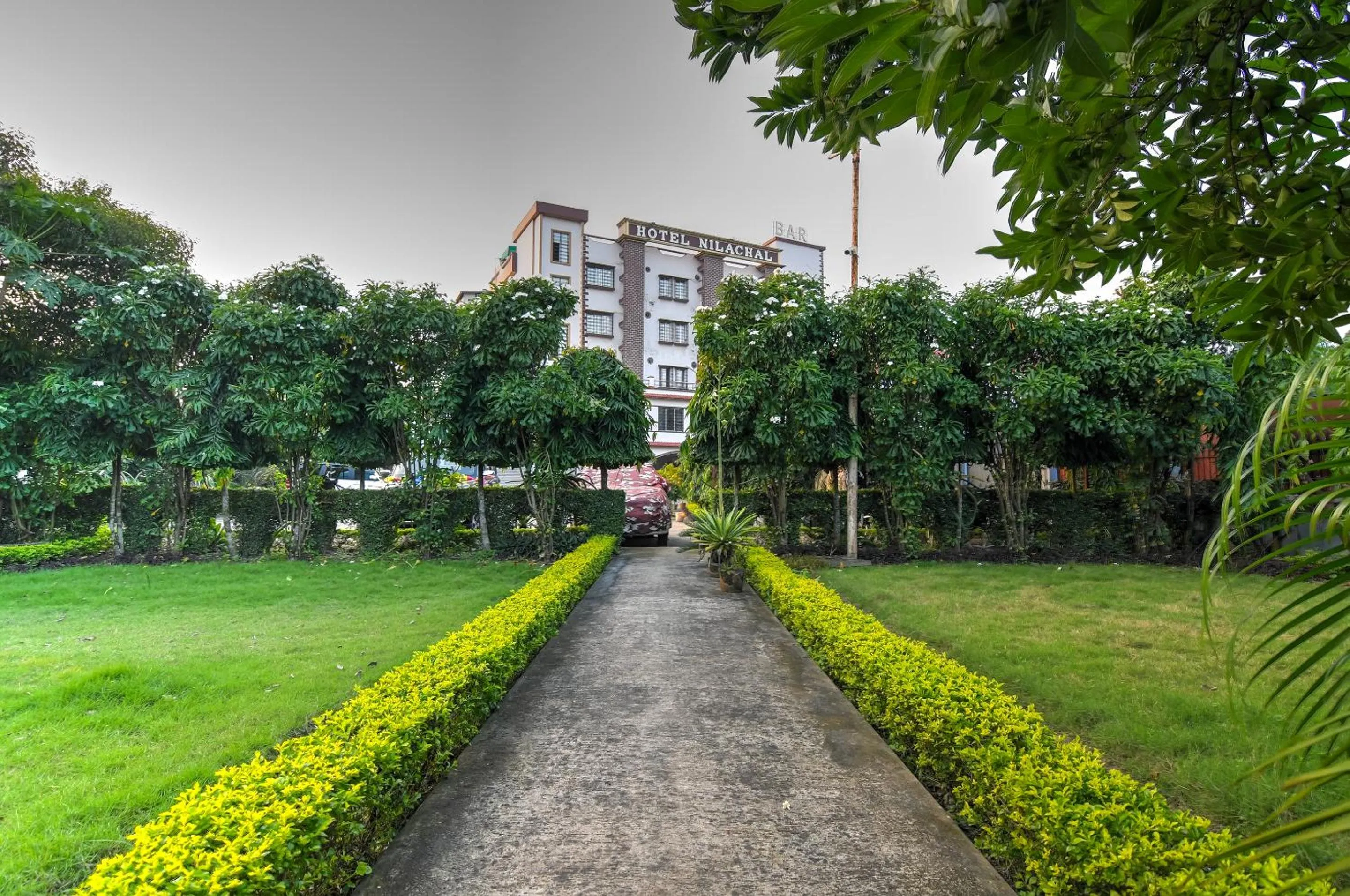 Garden in Hotel Nilachal