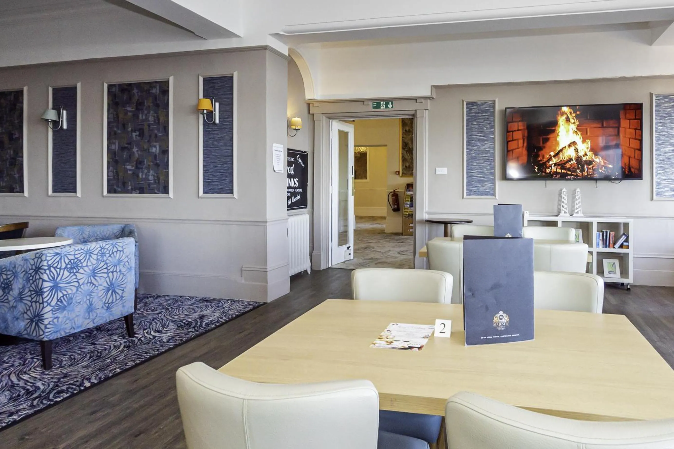 Living room in The Majestic Hotel