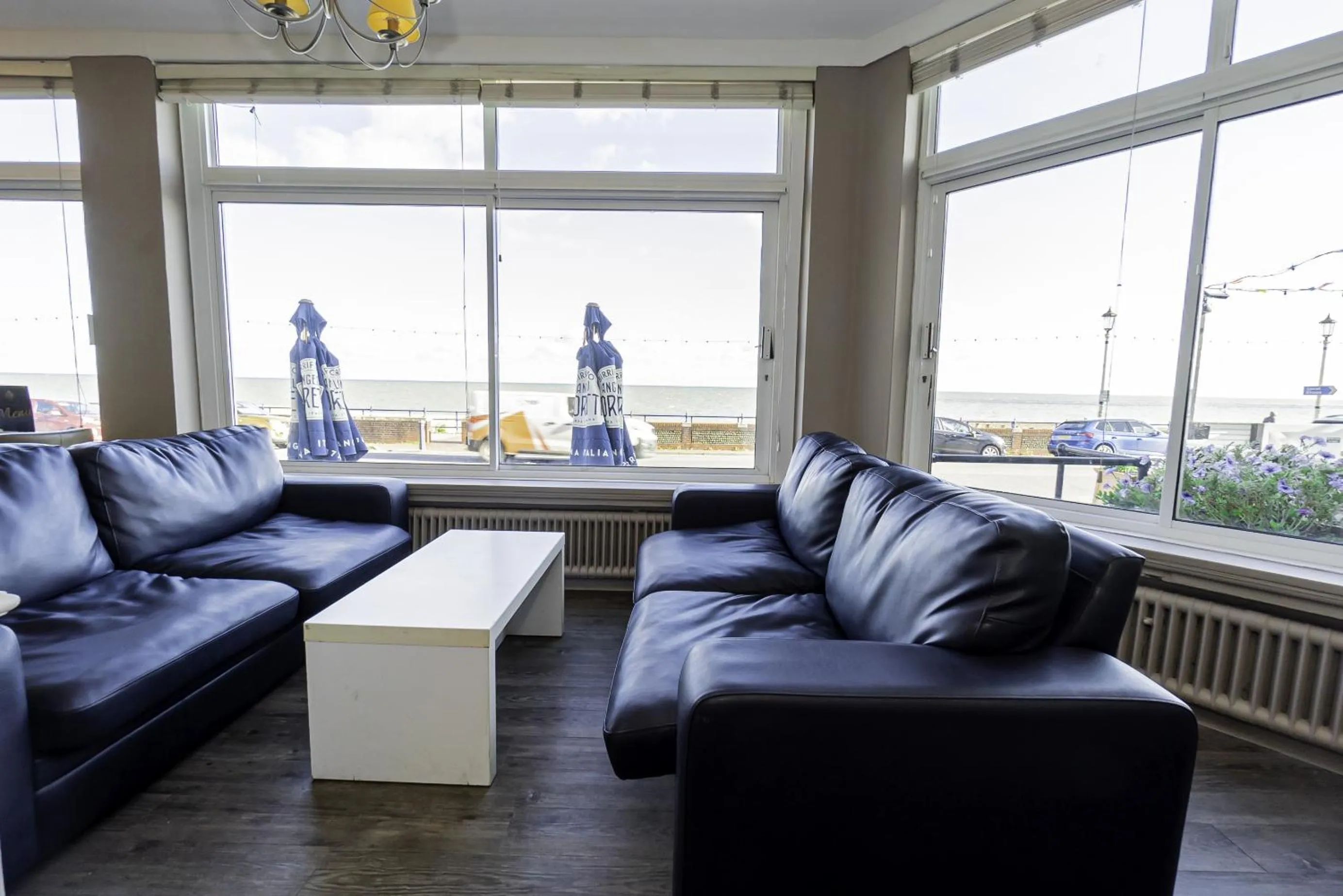 Living room in The Majestic Hotel