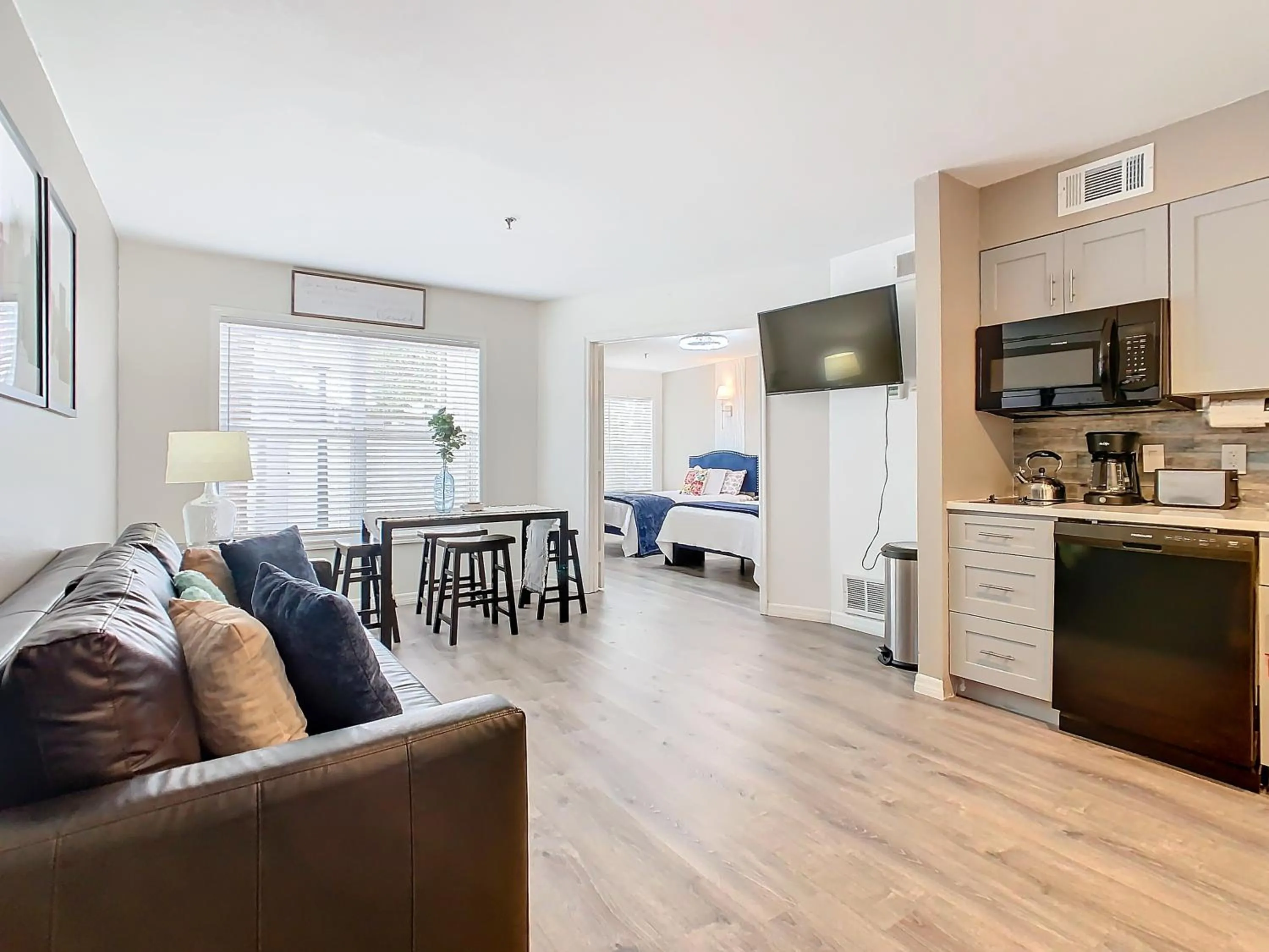 Seating area in Be Our Guest! 1 Bedroom Condo Near Disney Parks!