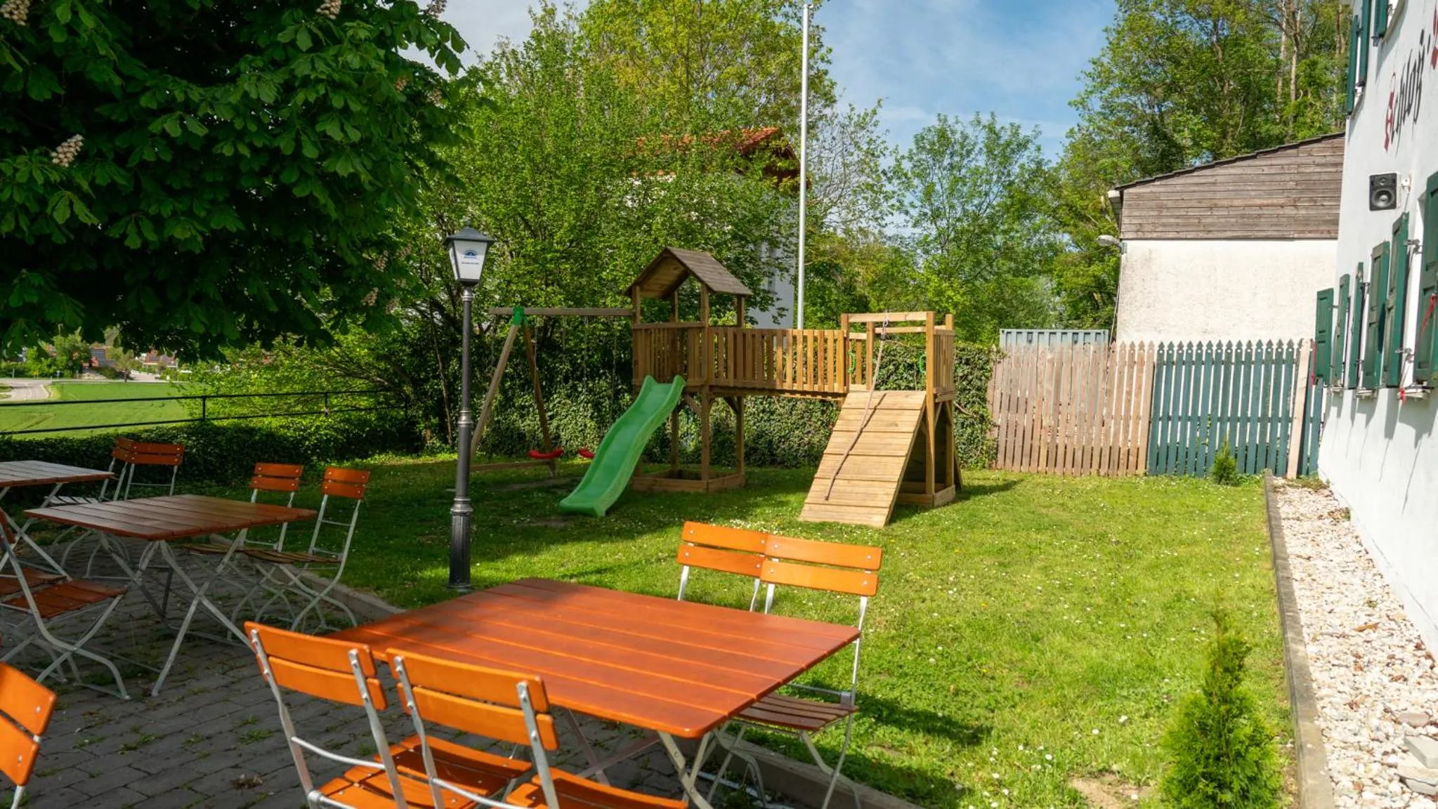 Patio in Hotel Restaurant Mughal