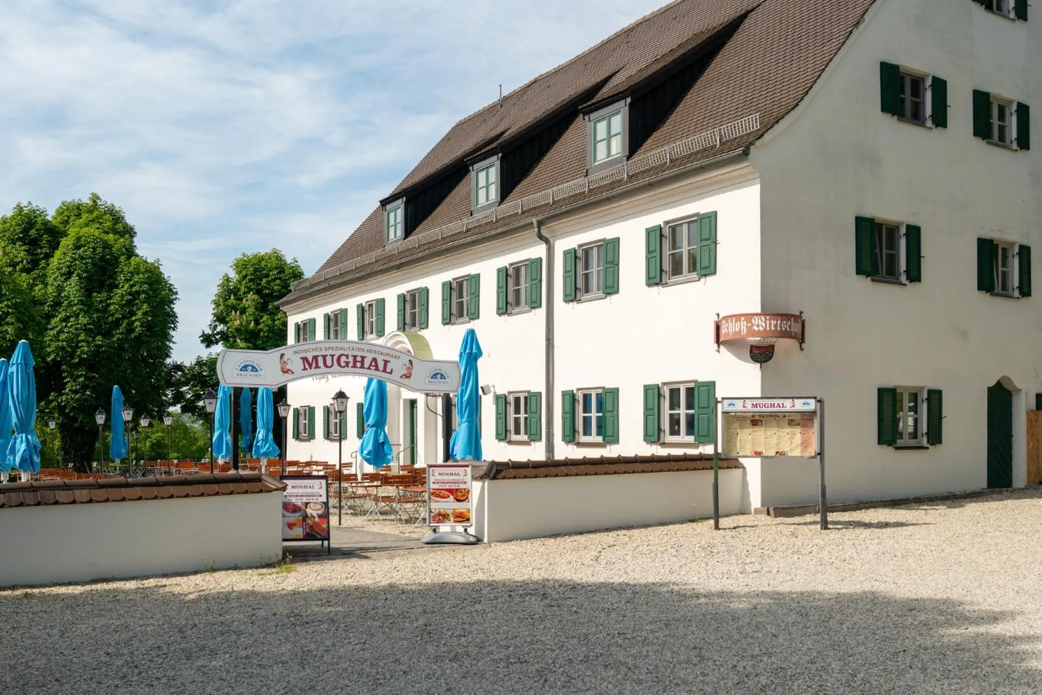 Property building in Hotel Restaurant Mughal