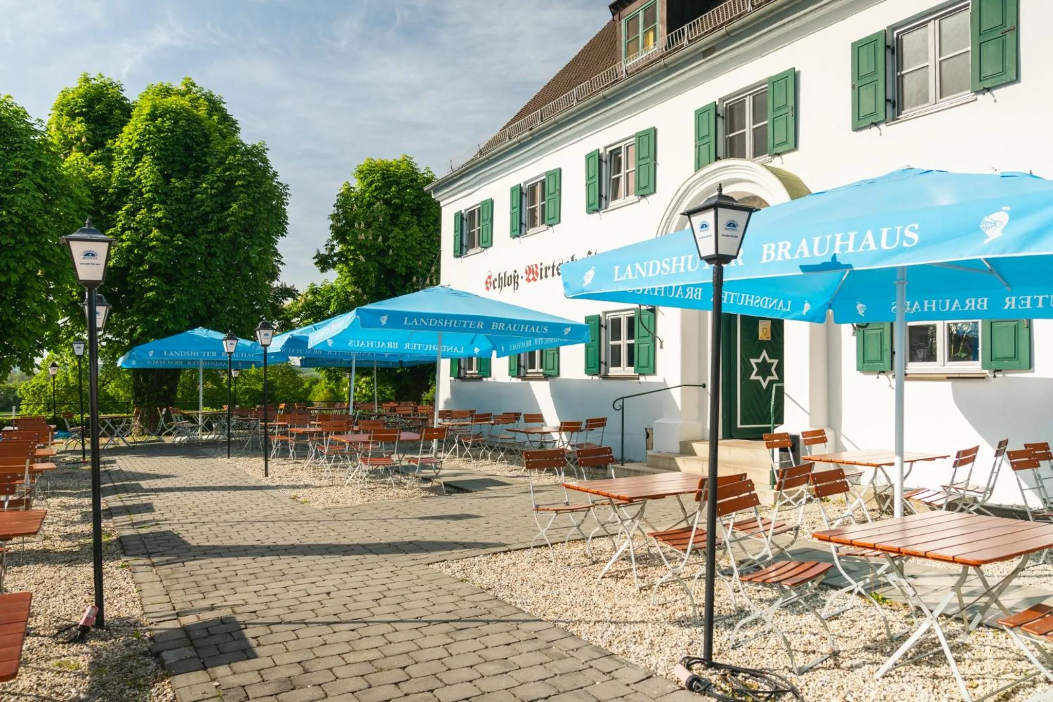 Property building in Hotel Restaurant Mughal