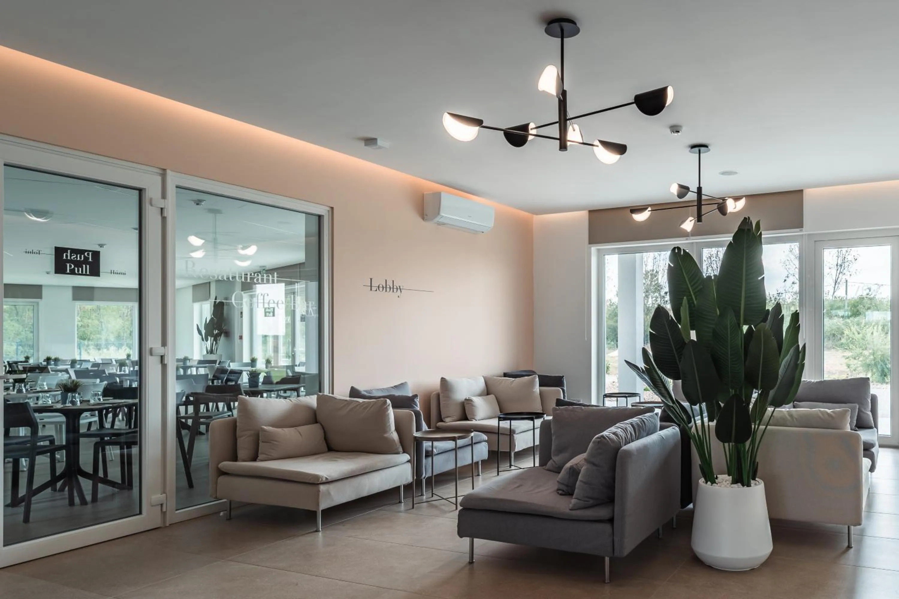 Lobby or reception in Noa Panzio