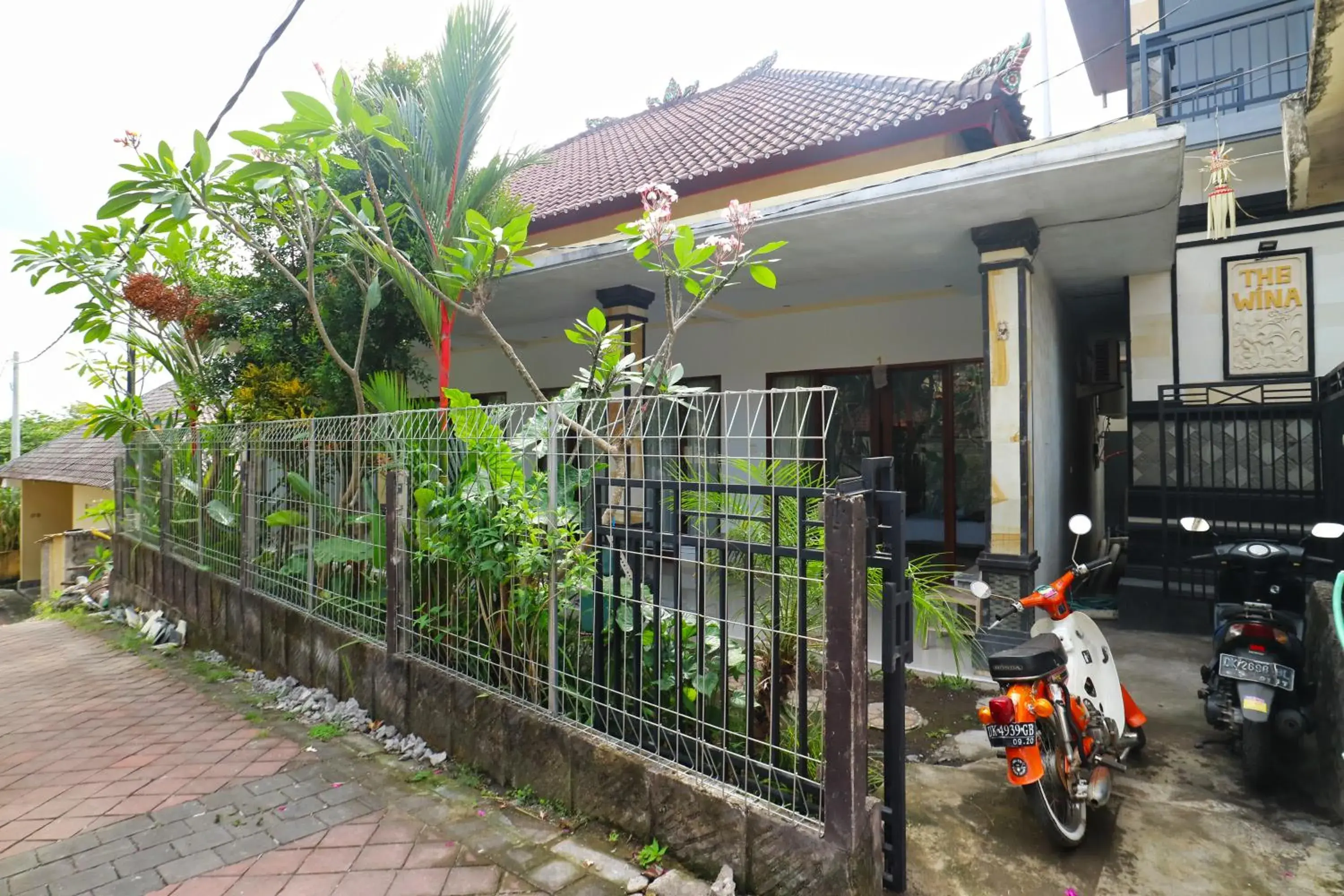 Property building in The Wina Echo Beach Guest House Property building in The Wina Echo Beach Guest House