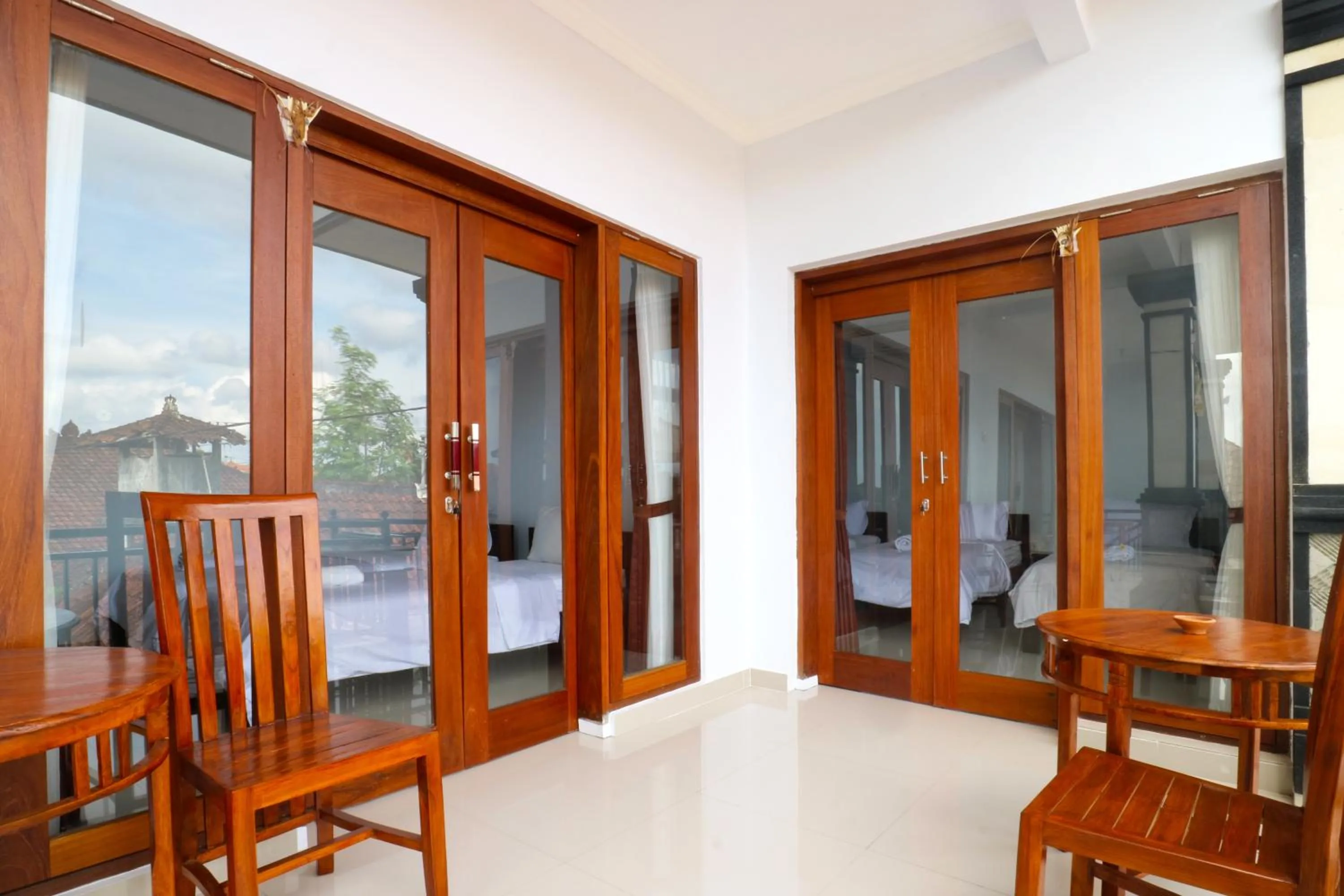 Balcony/Terrace in The Wina Echo Beach Guest House