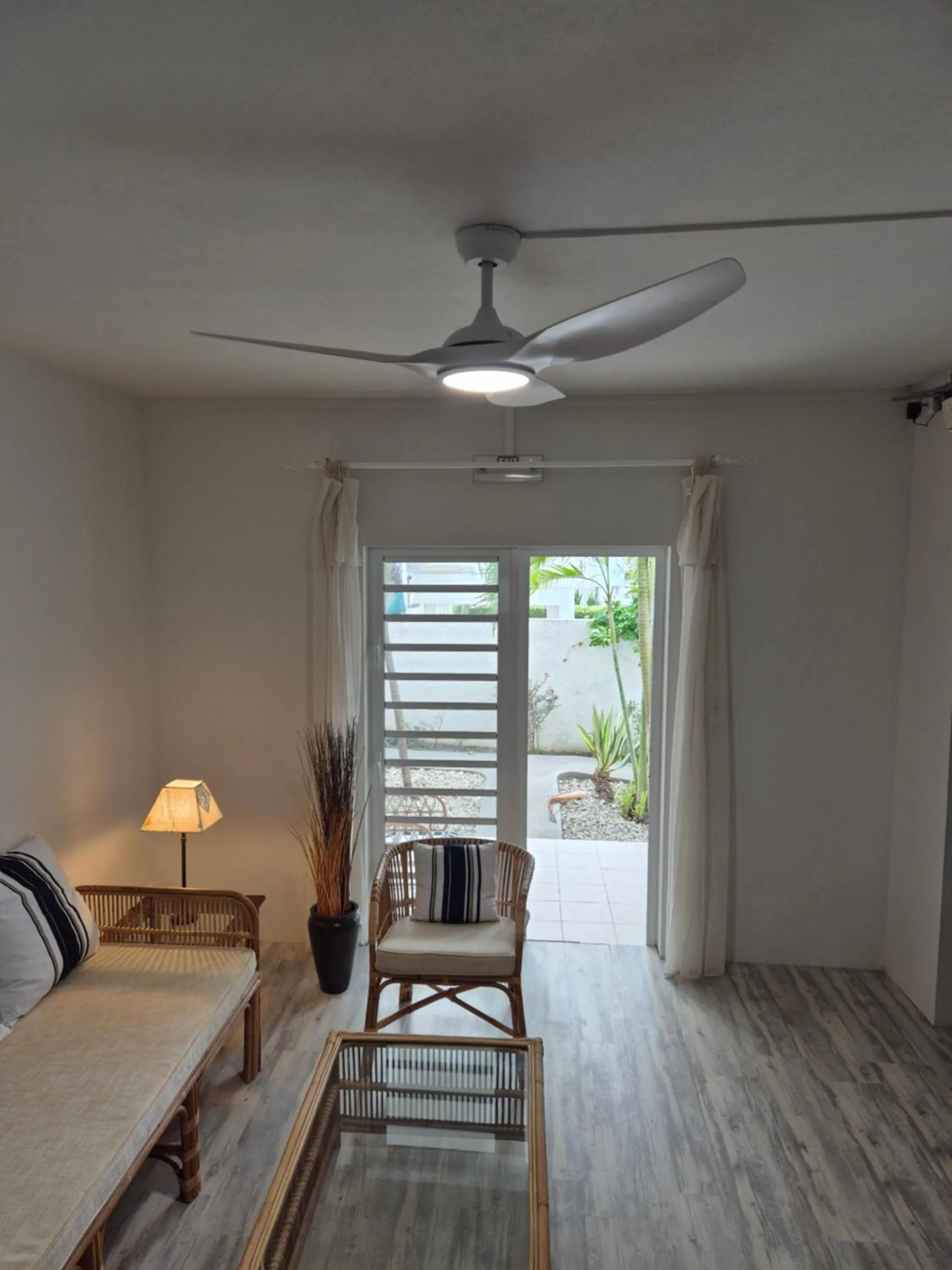 Living room in Colibri Beach Villas
