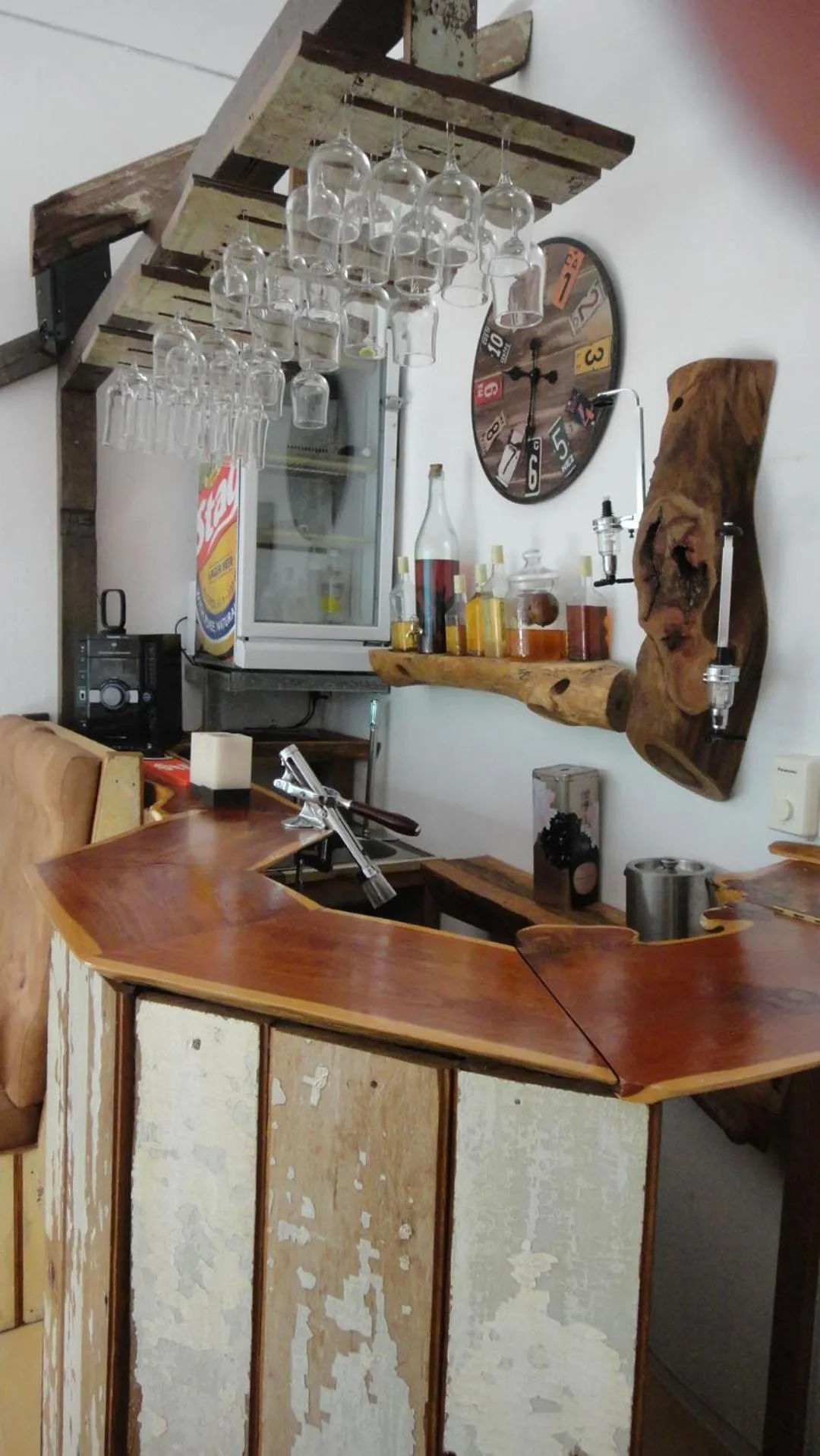 Restaurant/places to eat in Colibri Beach Villas