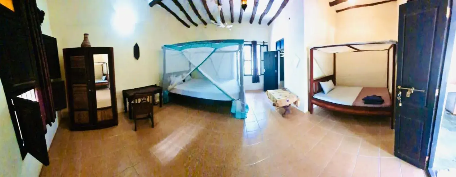 Double or Twin Room with Terrace - single occupancy in Casa Umoja Double or Twin Room with Terrace - single occupancy in Casa Umoja