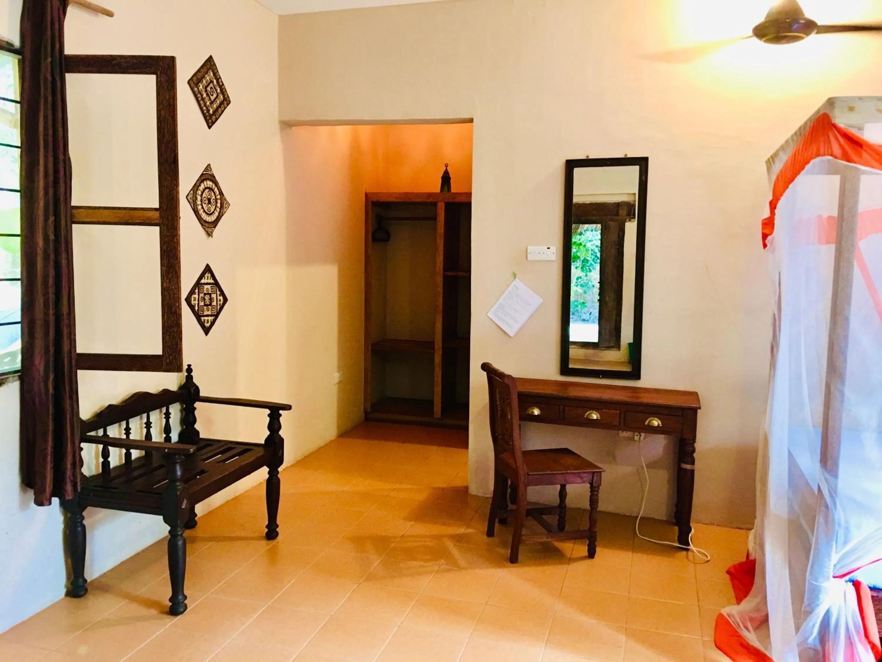 Photo of the whole room in Casa Umoja