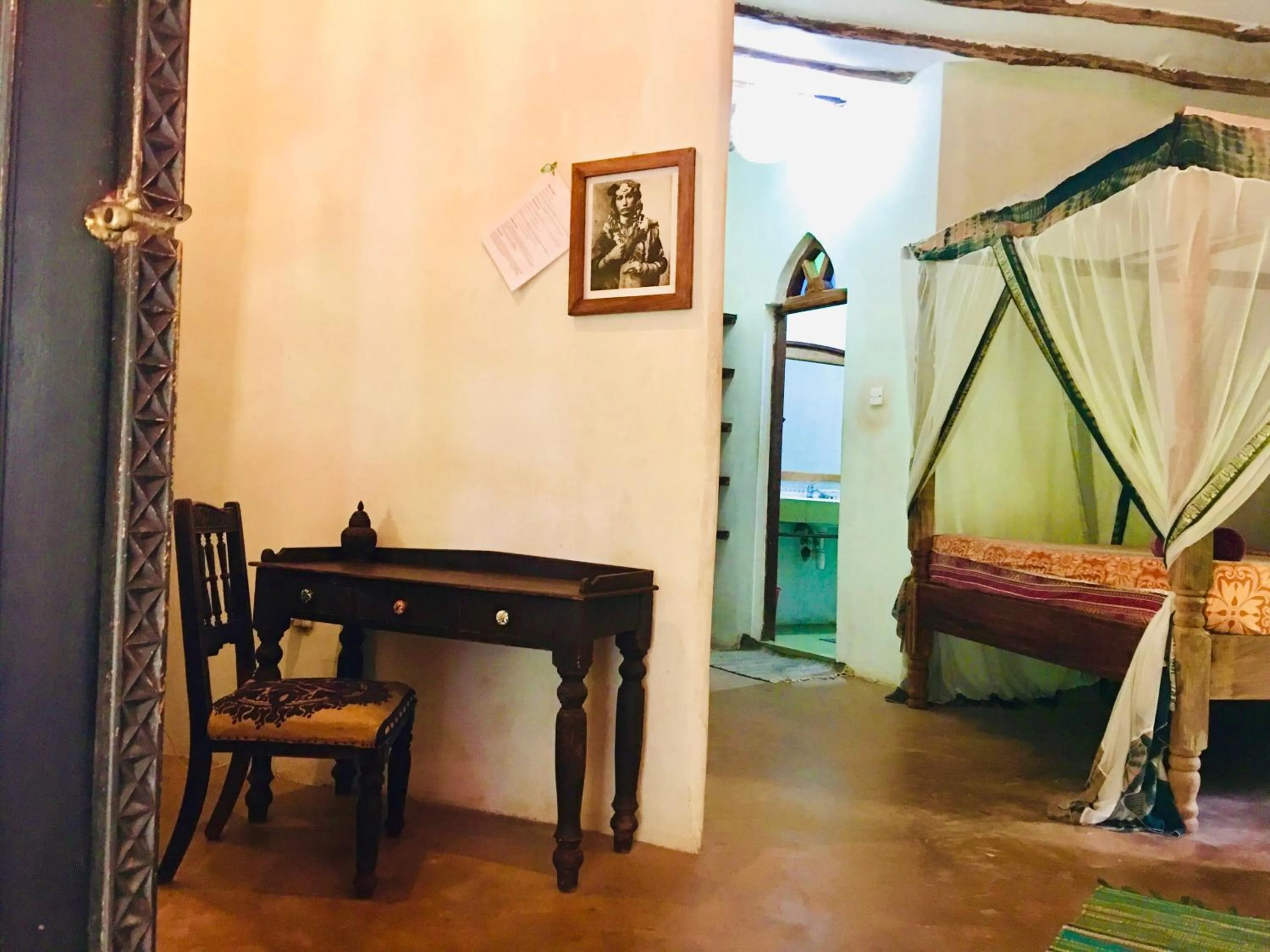 Photo of the whole room, Bed in Casa Umoja