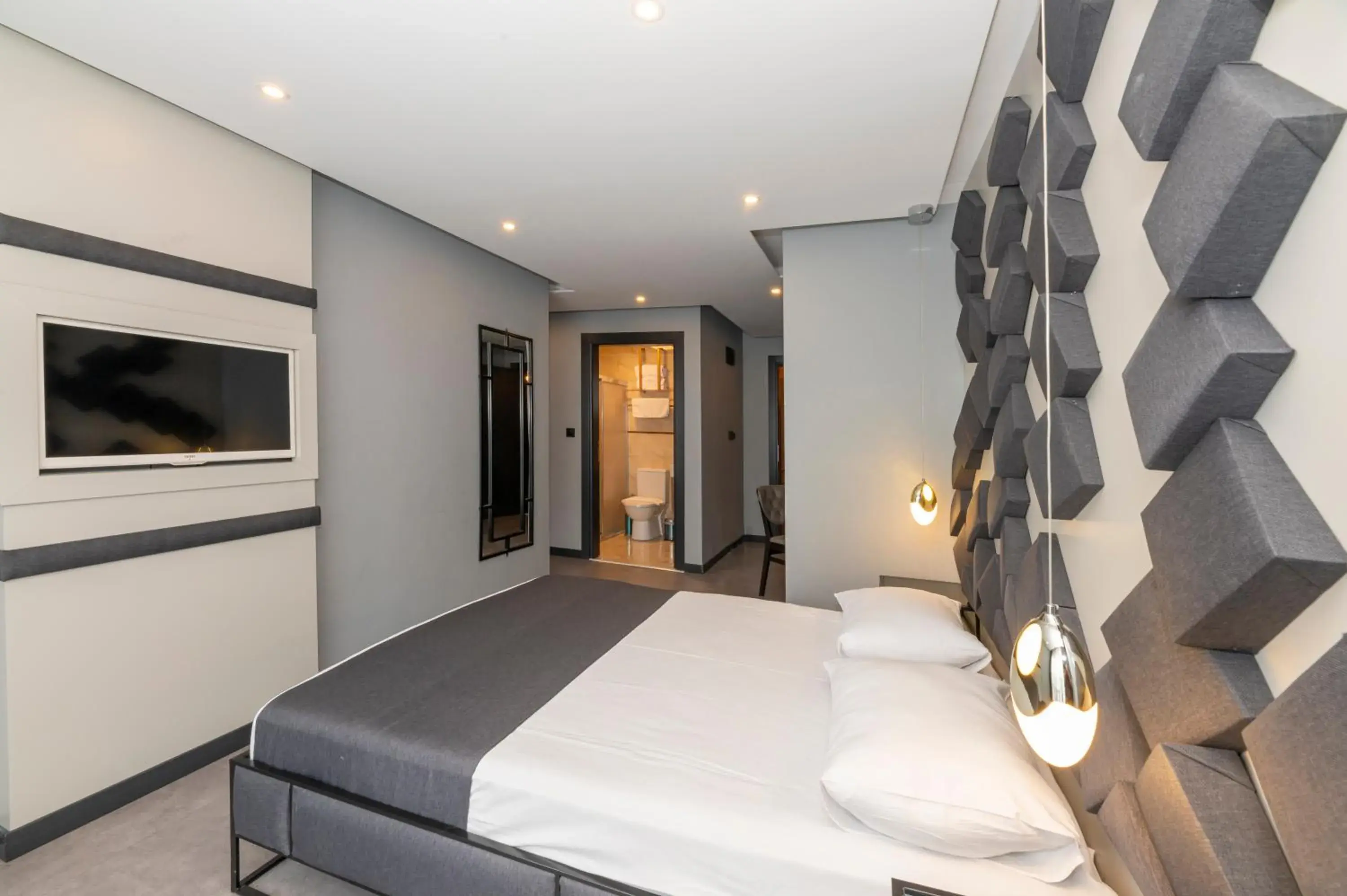 Massage, Bed in White Palace Hotel Massage, Bed in White Palace Hotel