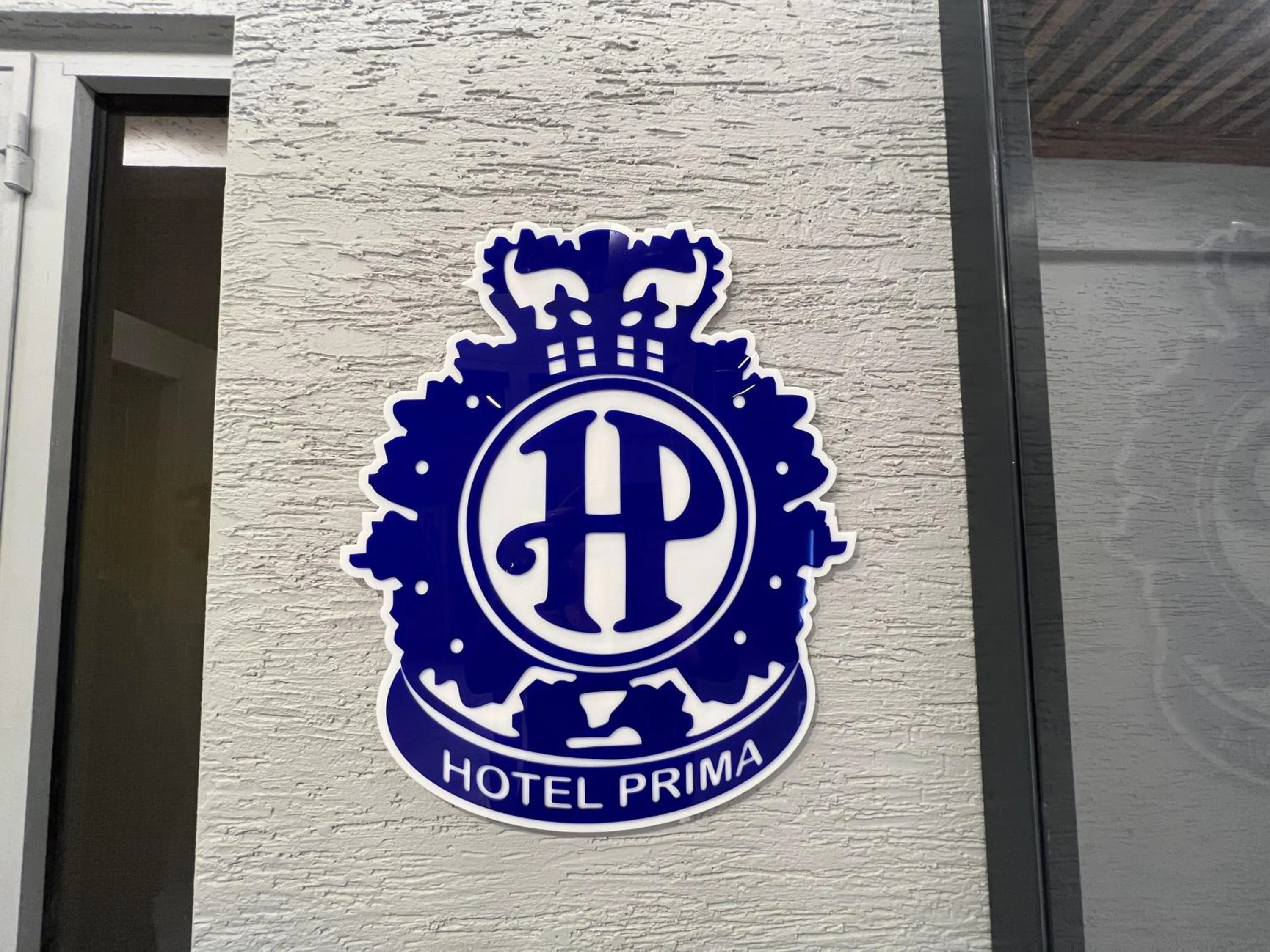 Logo/Certificate/Sign in Hotel Prima