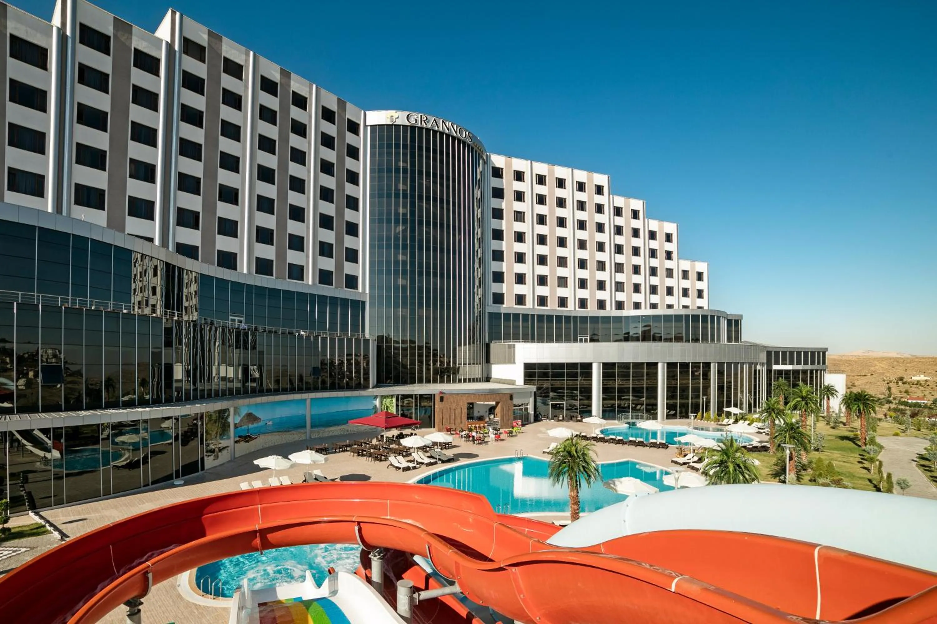 Property building in Grannos Thermal Hotel & Convention Center