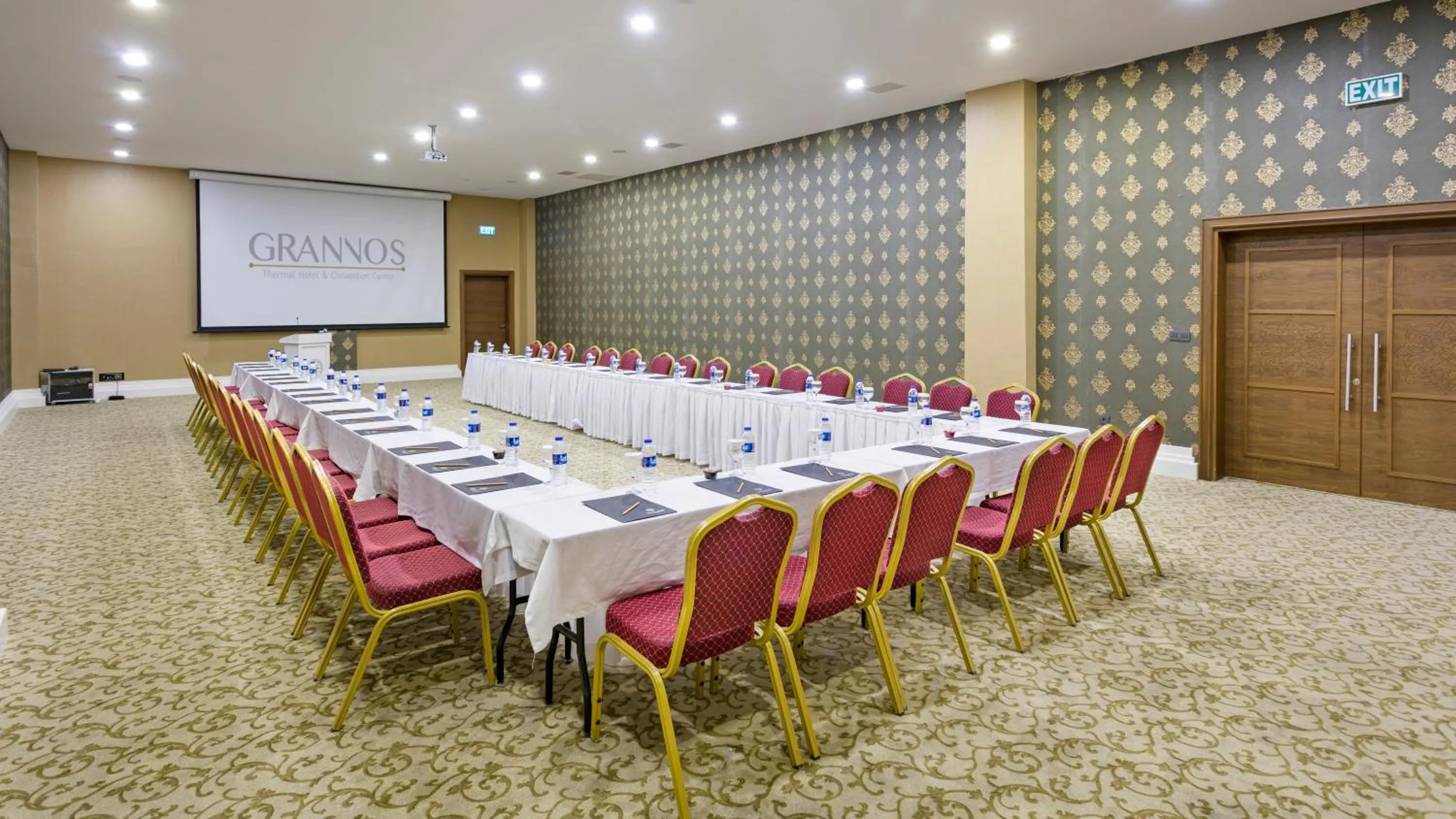 Business facilities in Grannos Thermal Hotel & Convention Center